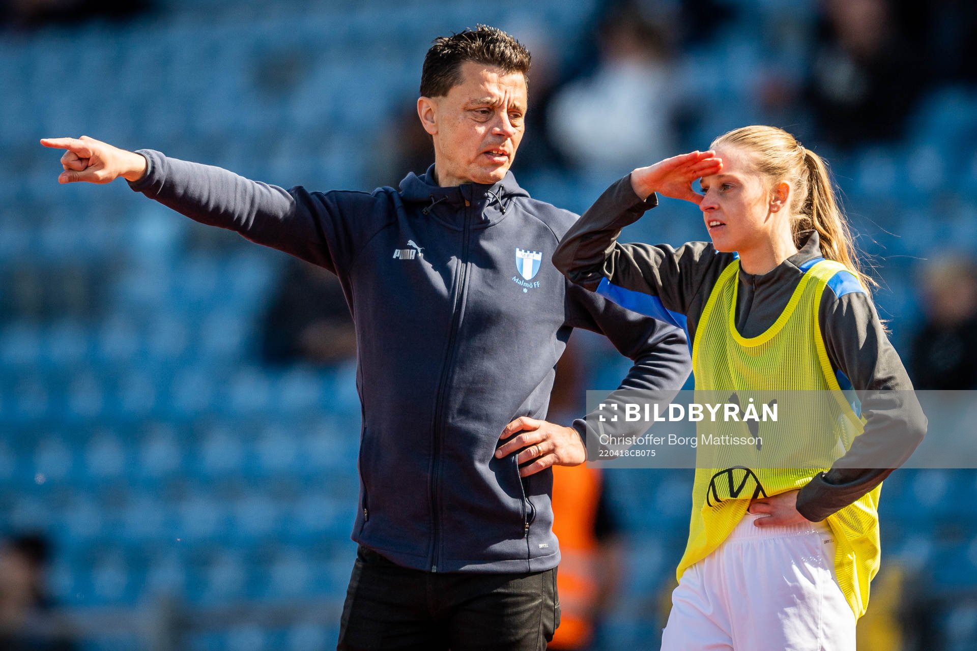 Malmö FFs tränare Fredrik Jahnfors och Sofia Anker Kofoed