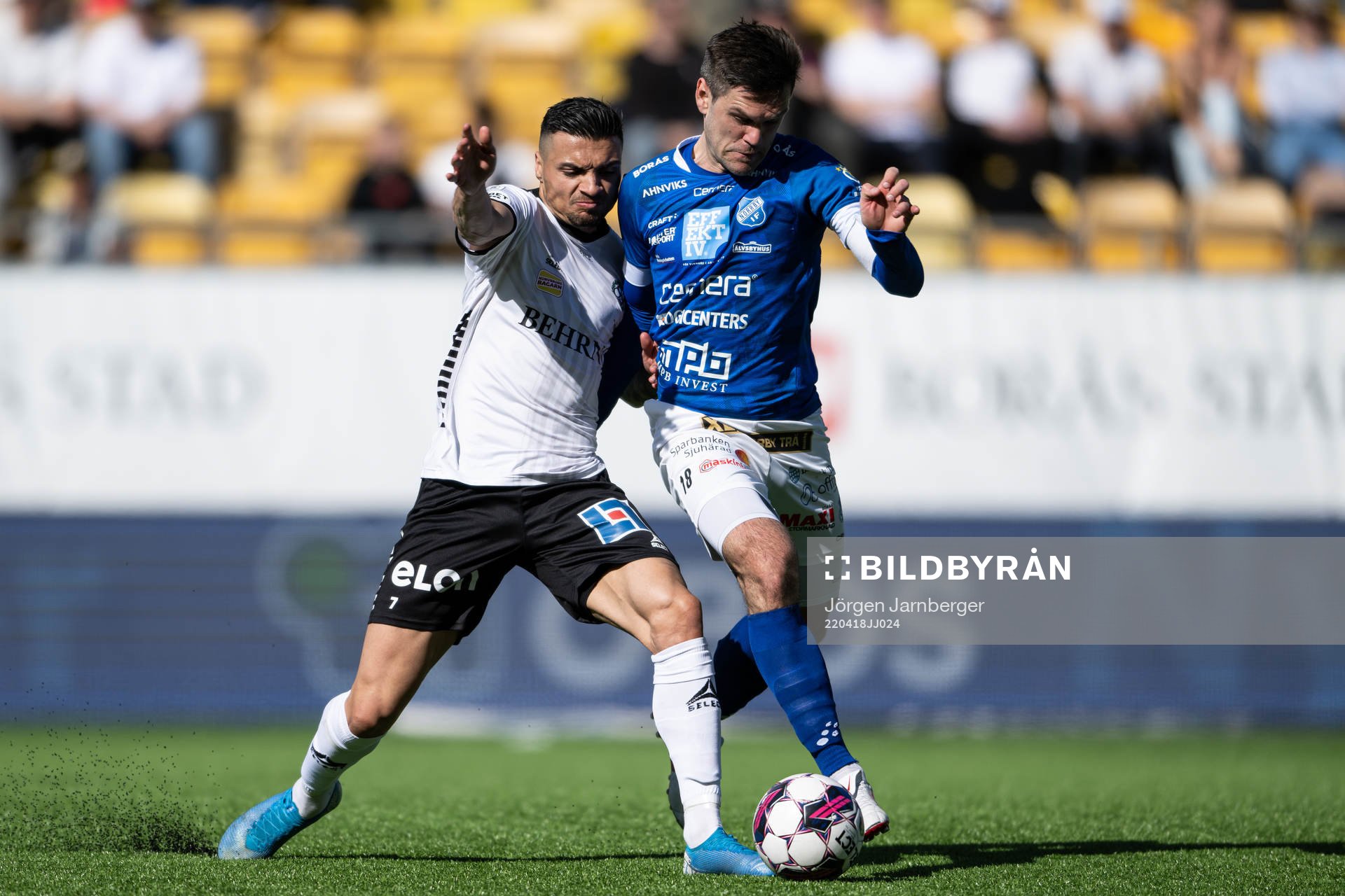 Örebros Ahmed Yasin och Norrbys Ivo Dominik Pekalski