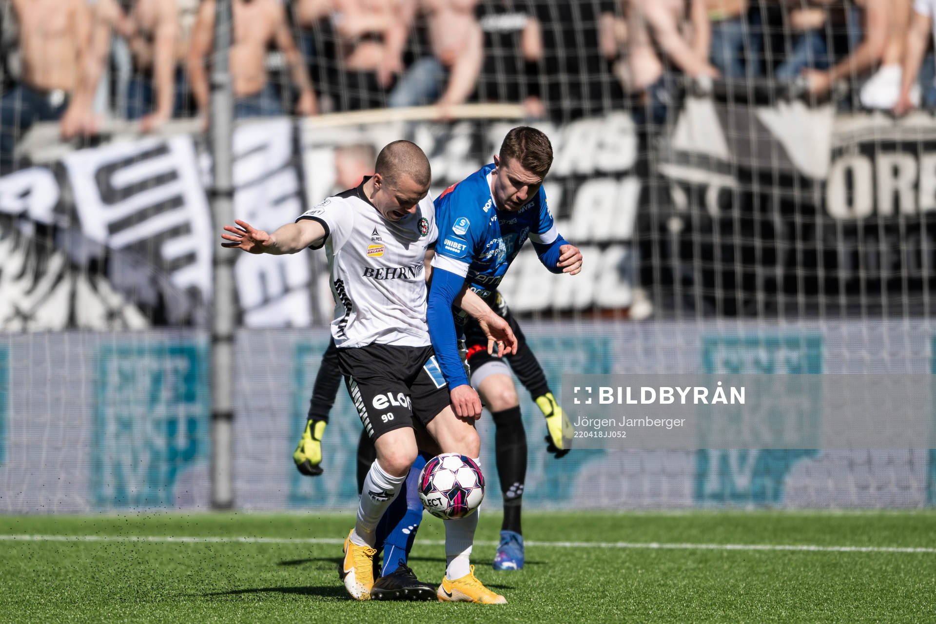 Örebros Daniel Gustavsson och Norrbys Fredrik Lundgren