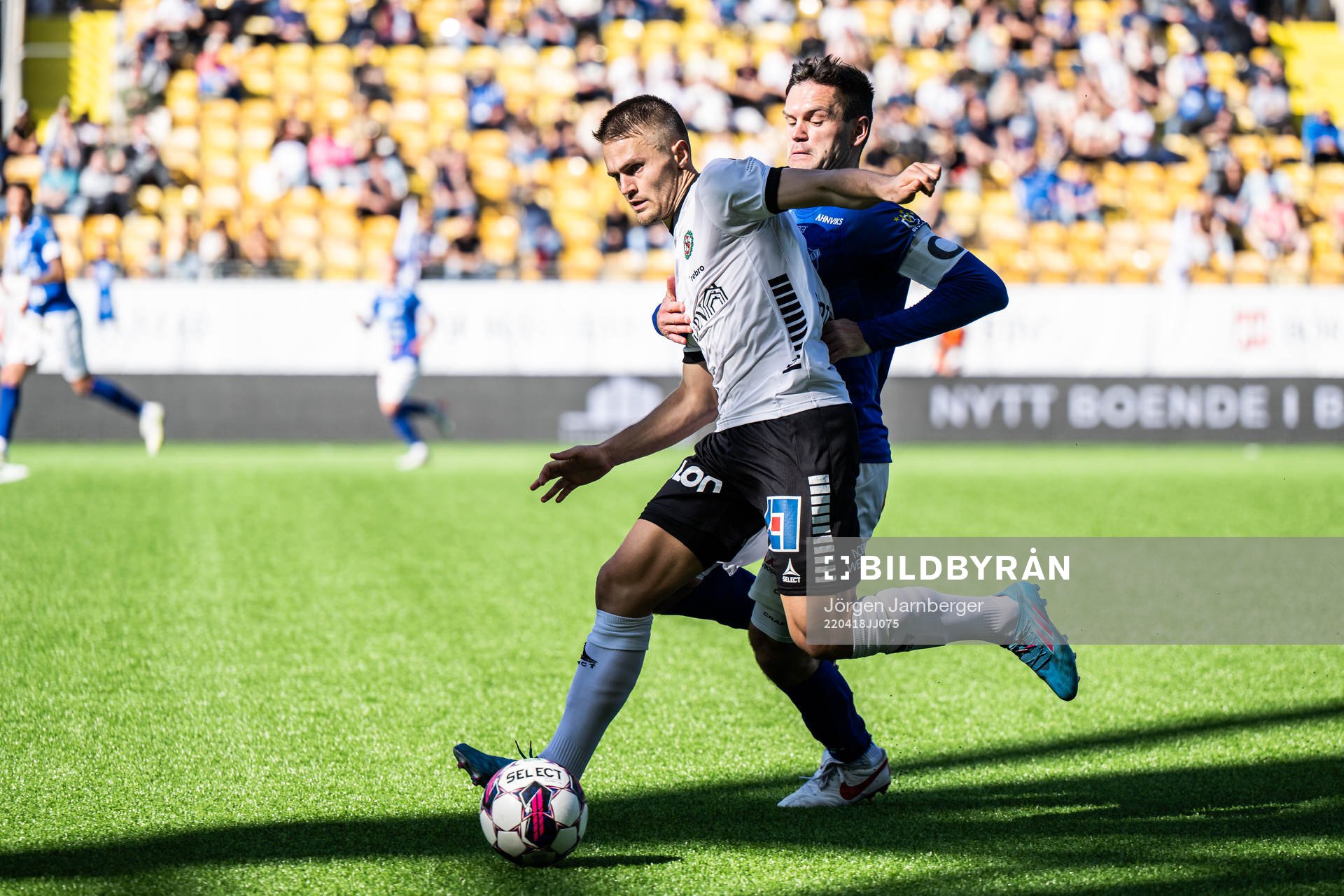 Örebros Benjamin Hjertstrand och Norrbys Ivo Dominik