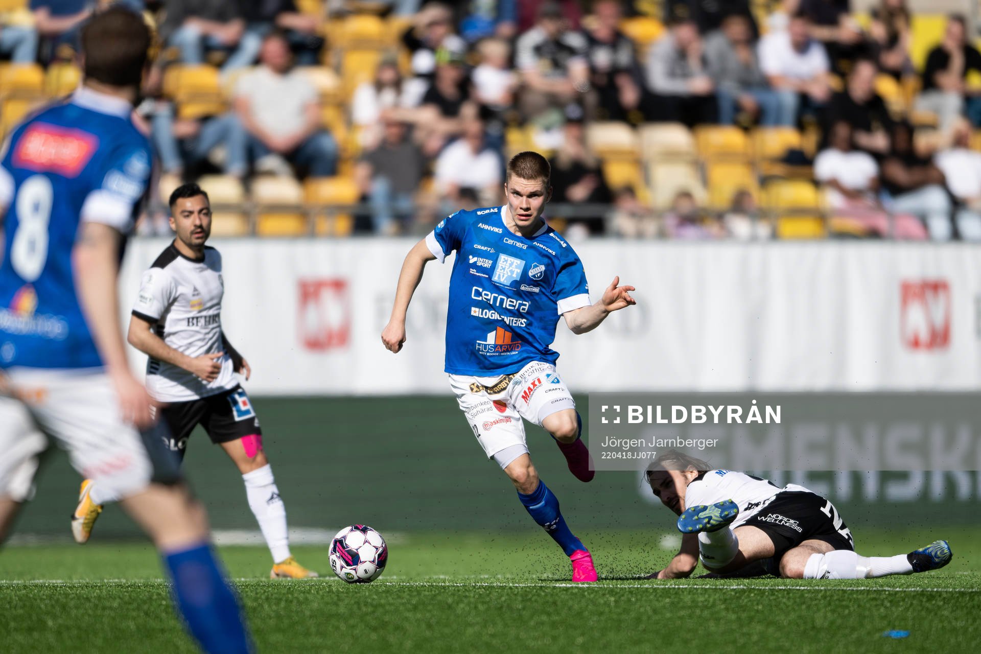 Norrbys Gustav Berggren och Örebros Kevin Walker