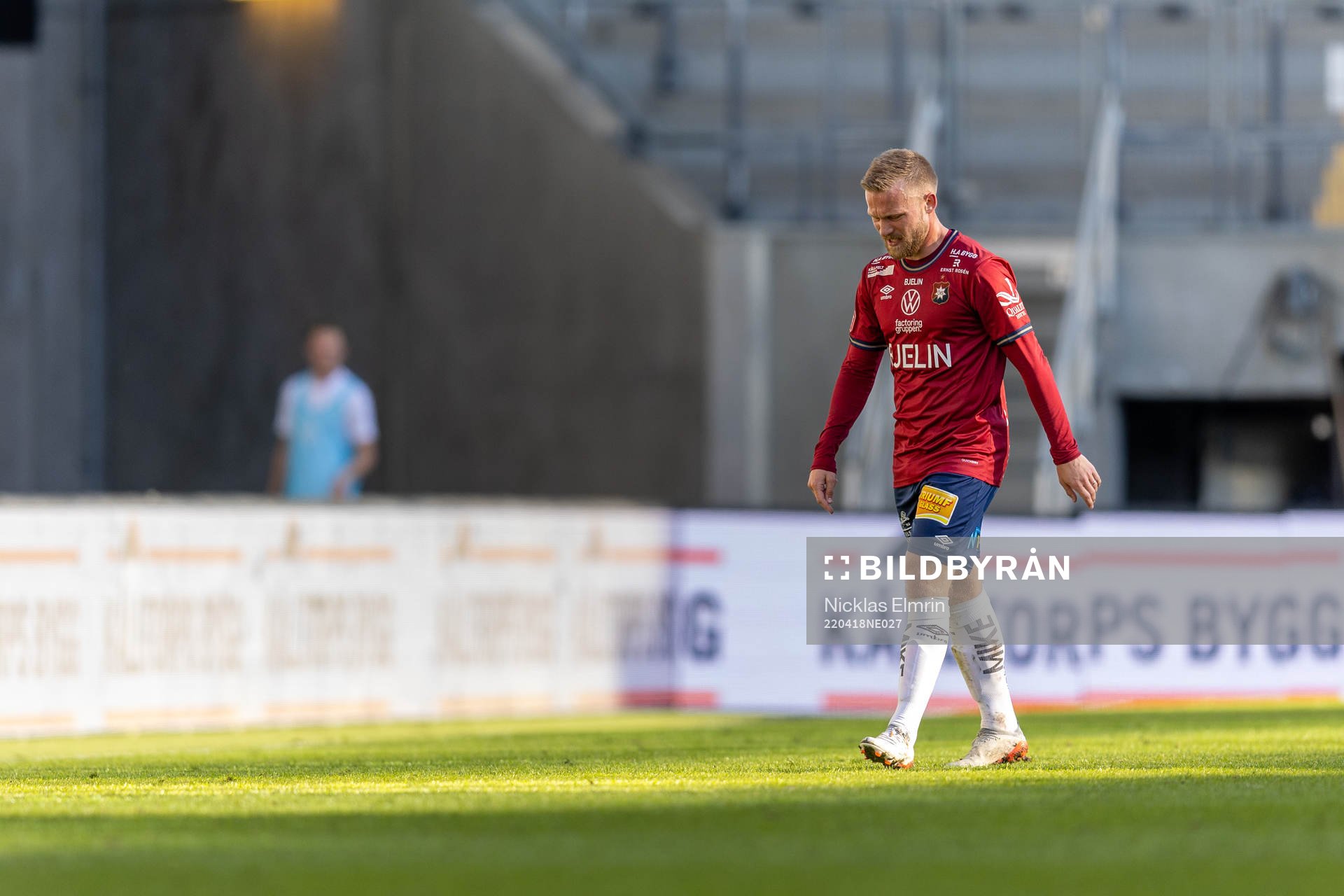 Örgrytes Nicklas Bärkroth byts ut