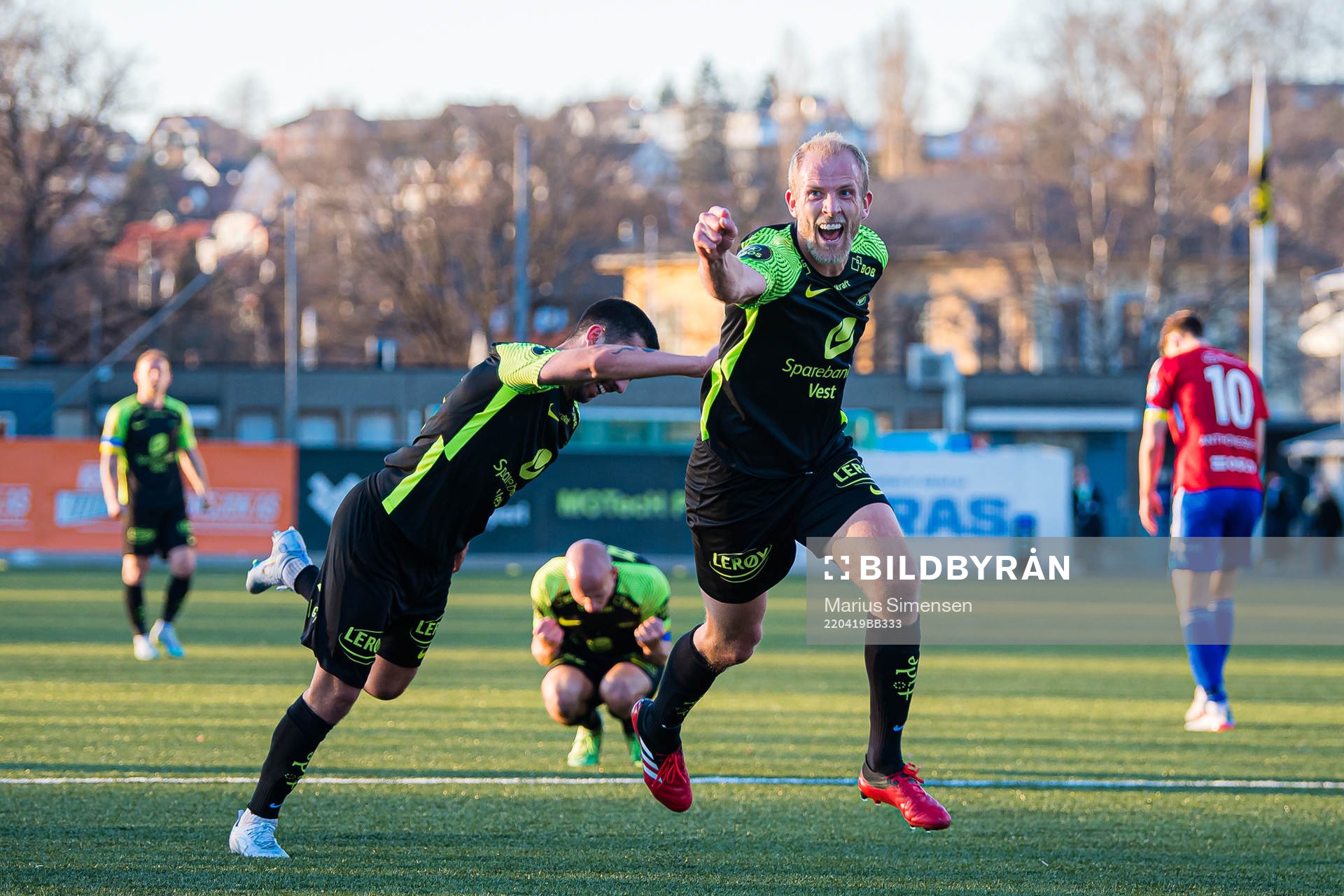 Vegard Leikvoll Moberg of Brann celebrates