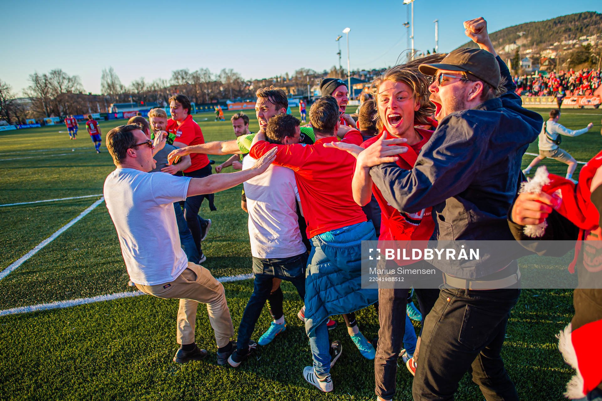 Fredrik Pallesen Knudsen of Brann celebrates