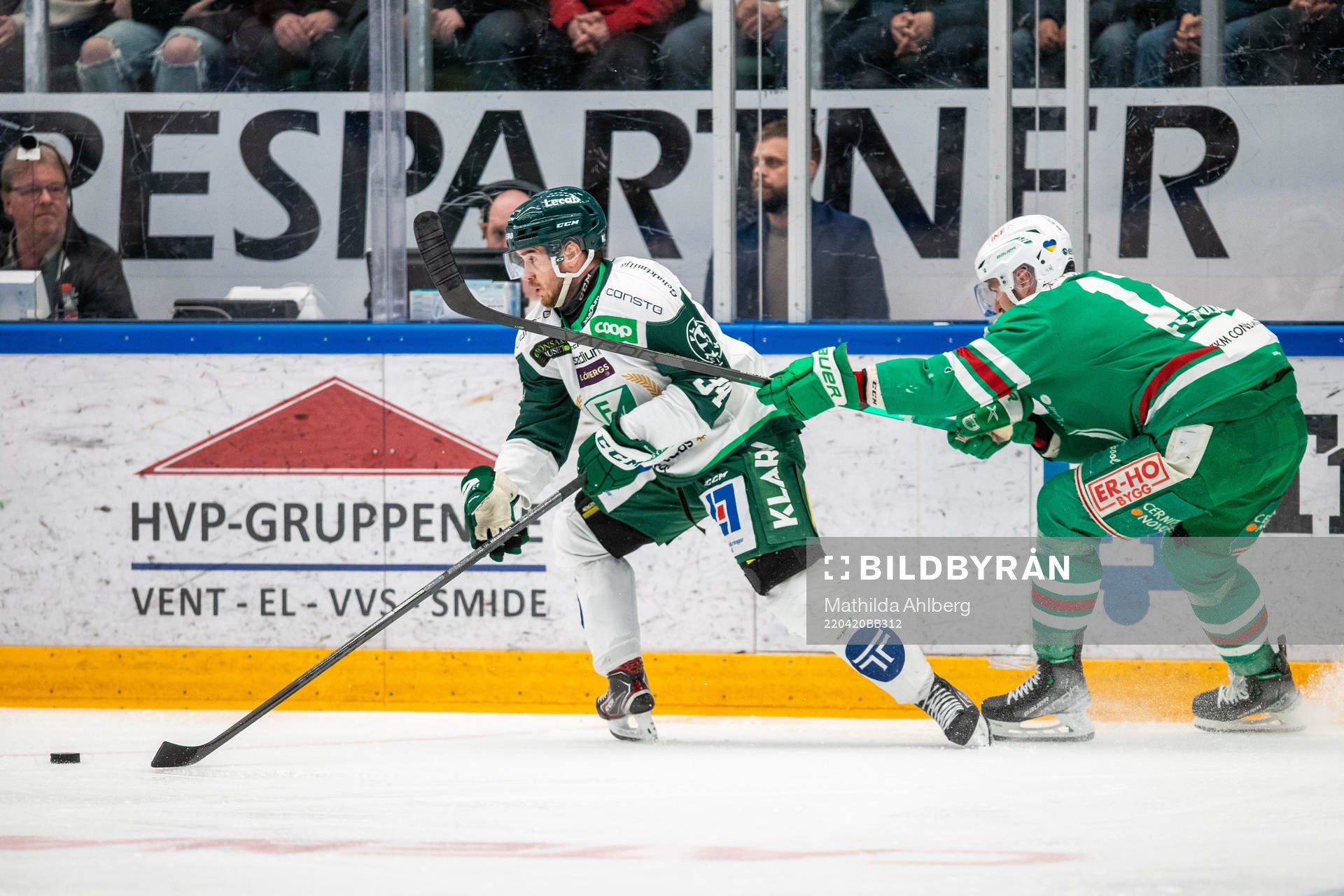 Färjestads Michael Lindqvist och Rögles Brady Ferguson
