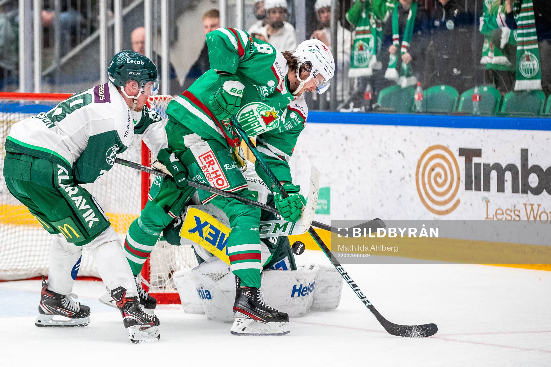 Färjestads Mattias Göransson och Rögles Dennis Everberg