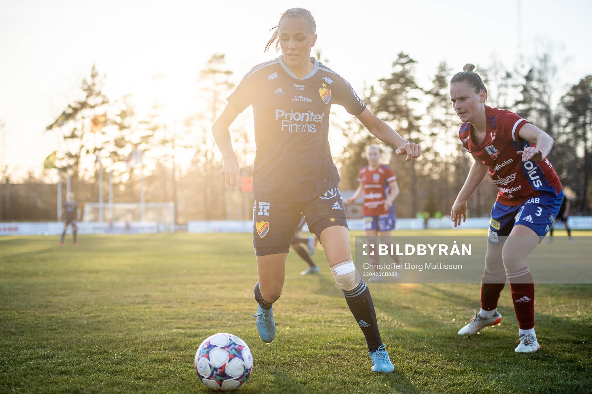 Djurgårdens Sara Lilja Vidlund och Vittsjös Julia Tunturi