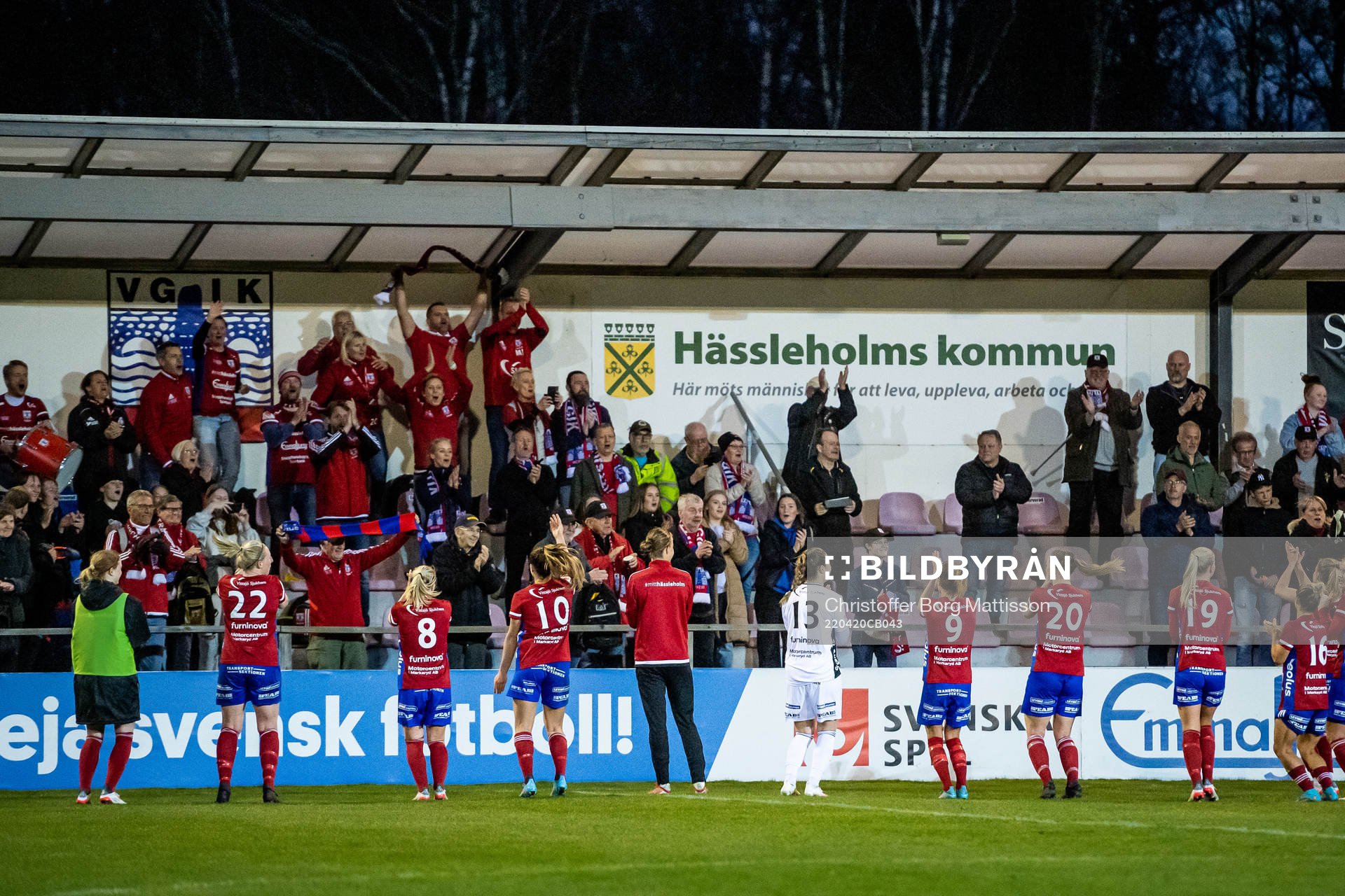 Vittsjös spelare tackar publiken