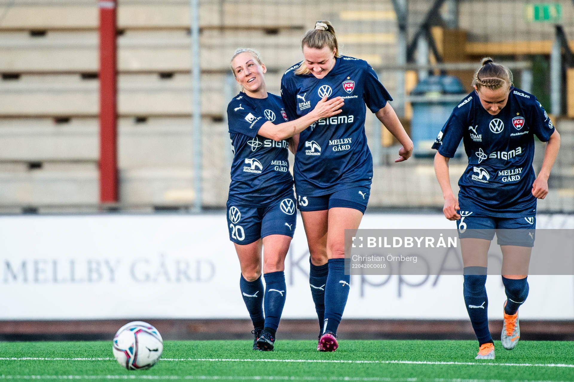 Rosengårds Mia Persson jublar