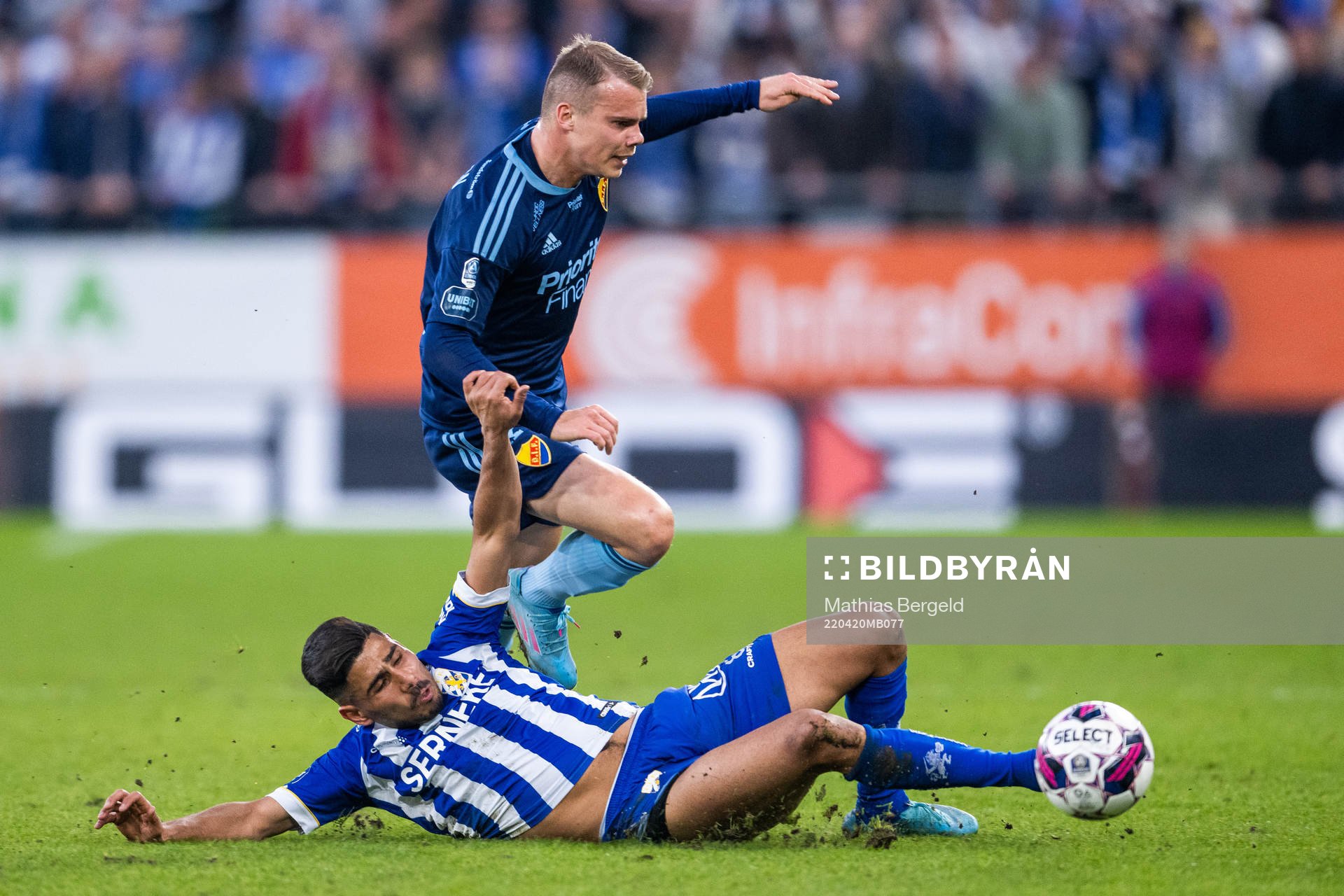IFK Göteborgs Hosam Aiesh och Djurgårdens Elias Andersson