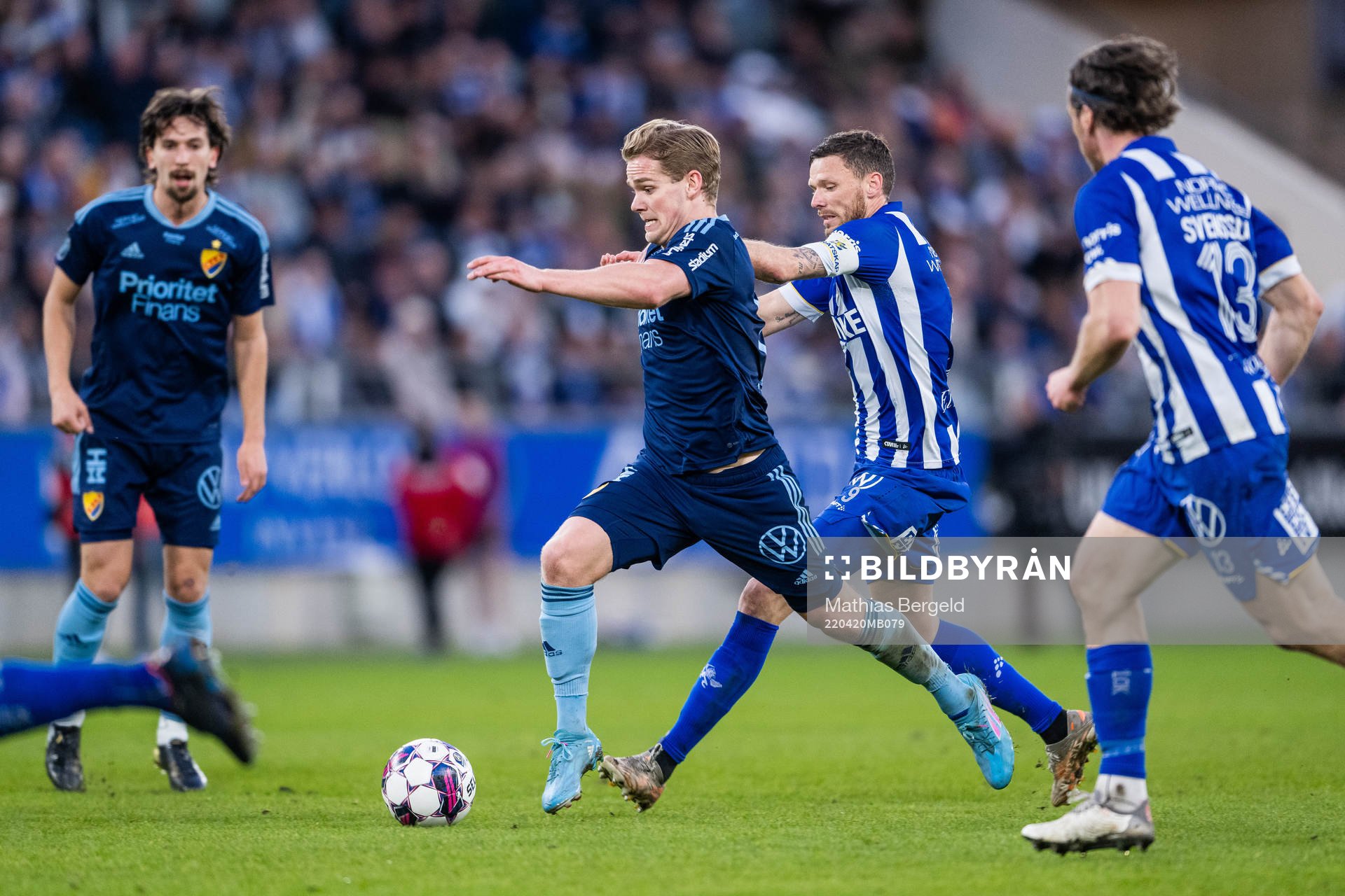Djurgårdens Hampus Finndell och IFK Göteborgs Marcus Berg