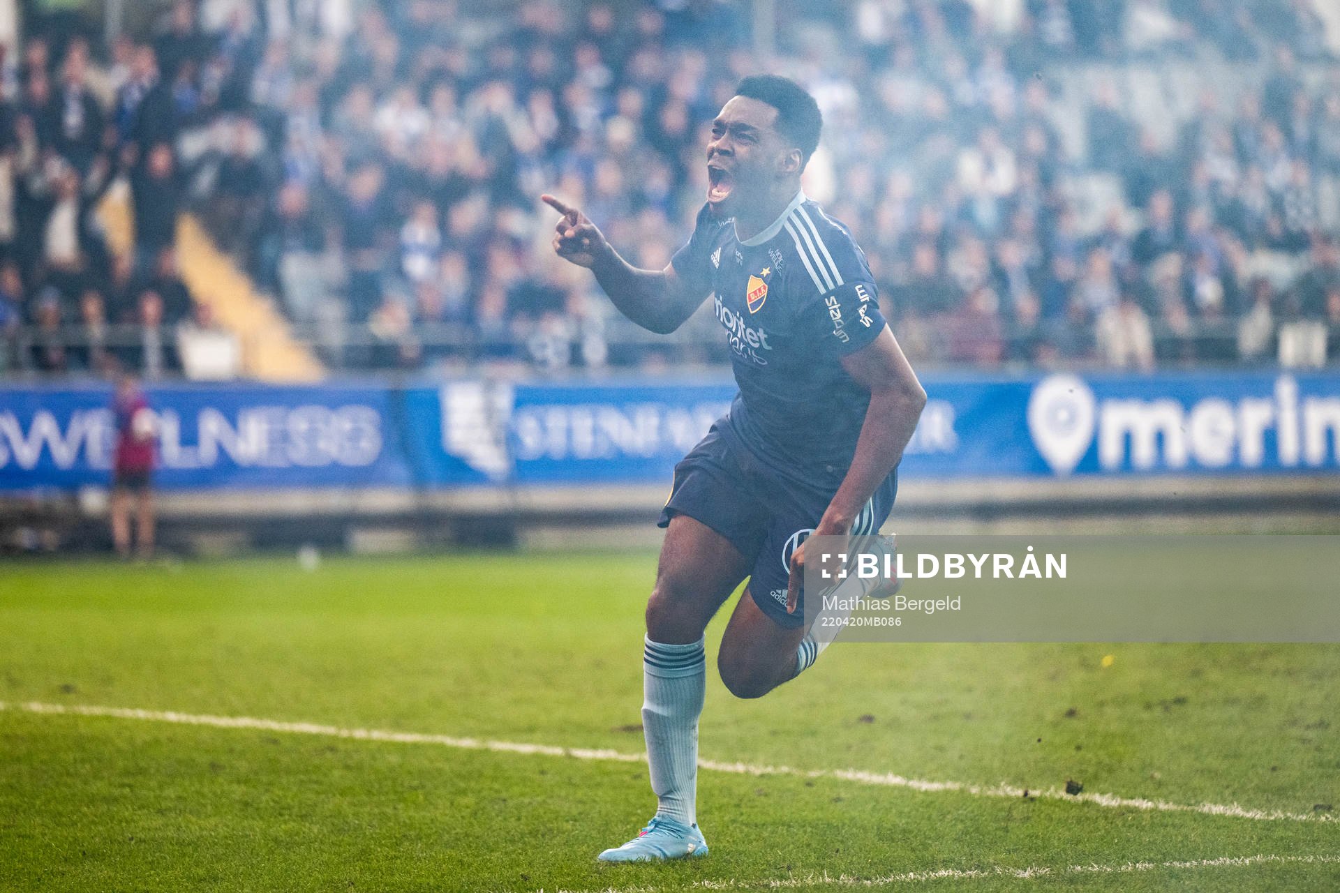 Djurgårdens Joel Asoro jublar