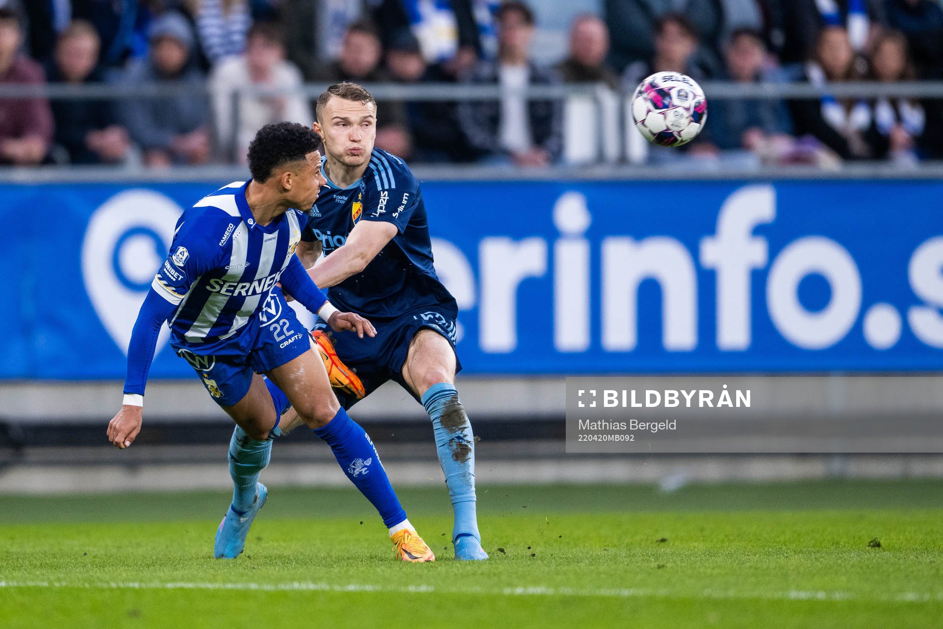 IFK Göteborgs Tobias Sana och Djurgårdens Piotr Johansson