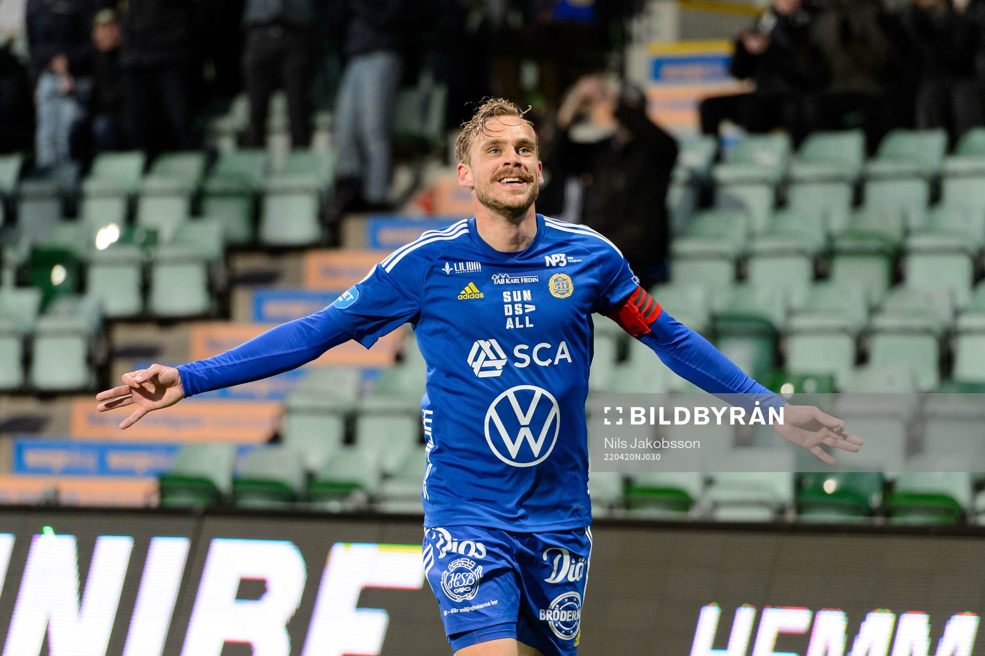 Sundsvalls Pontus Engblom jublar