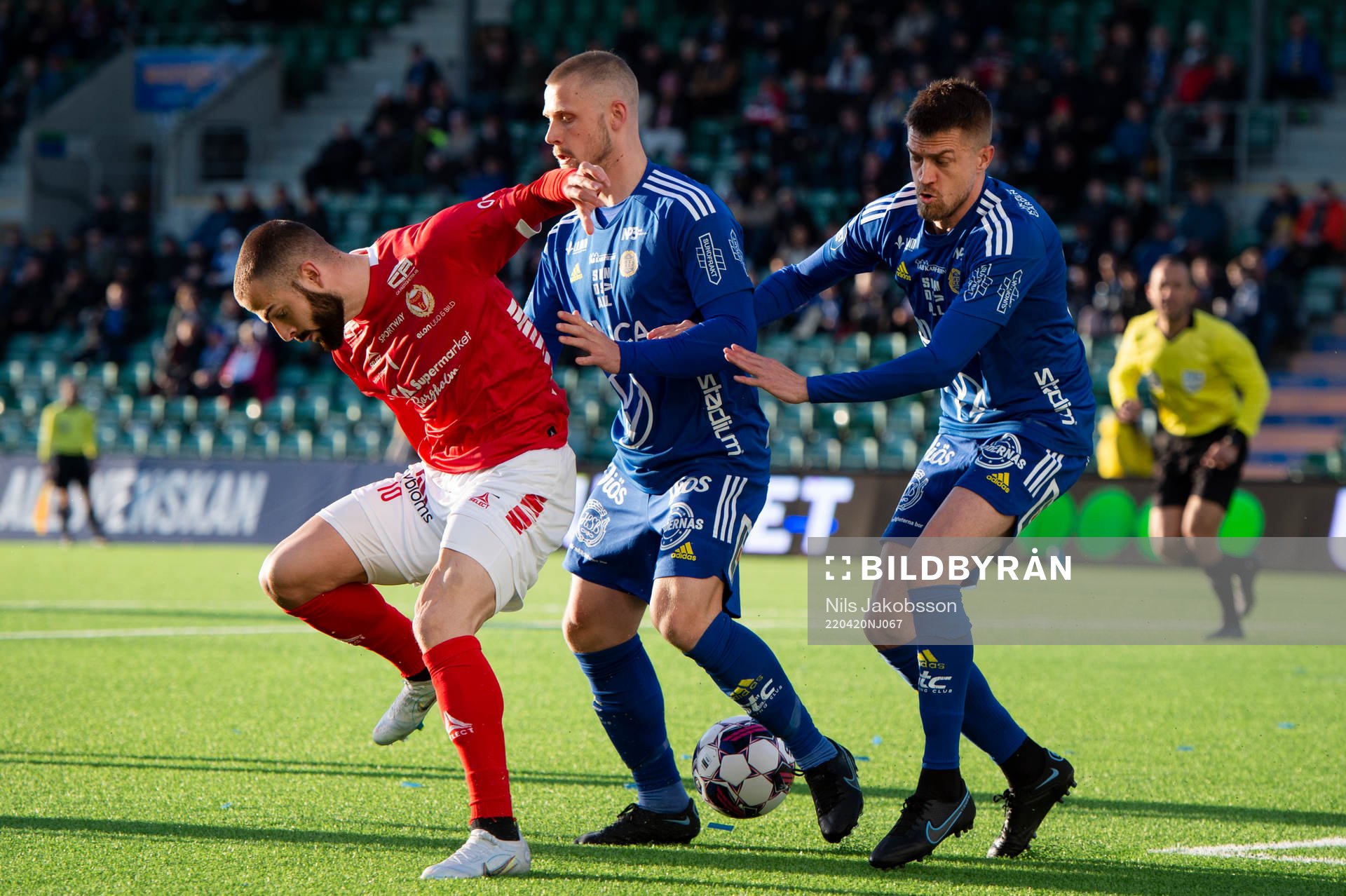 Kalmars Filip Sachpekidis och Sundsvalls Erik Andersson och