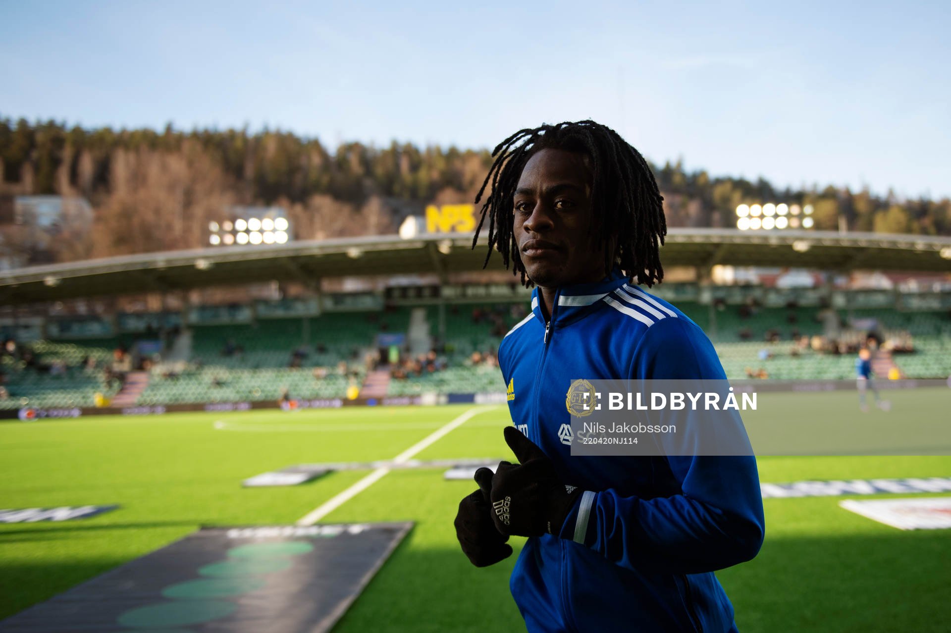 Sundsvalls Ronlado Damus innan fotbollsmatchen i