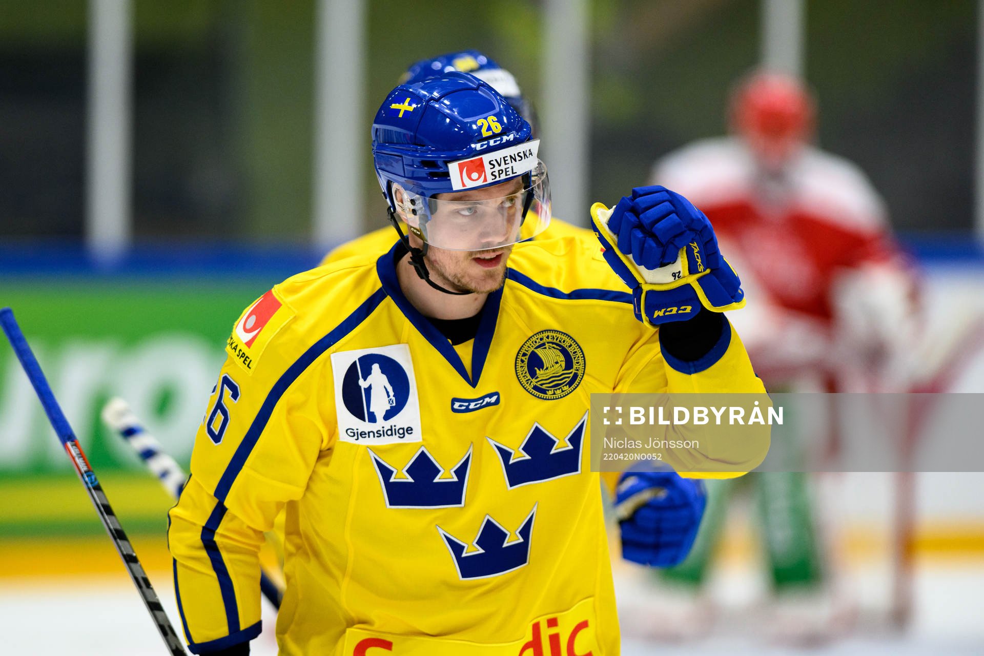 Joel Kellman of Sweden celebrates