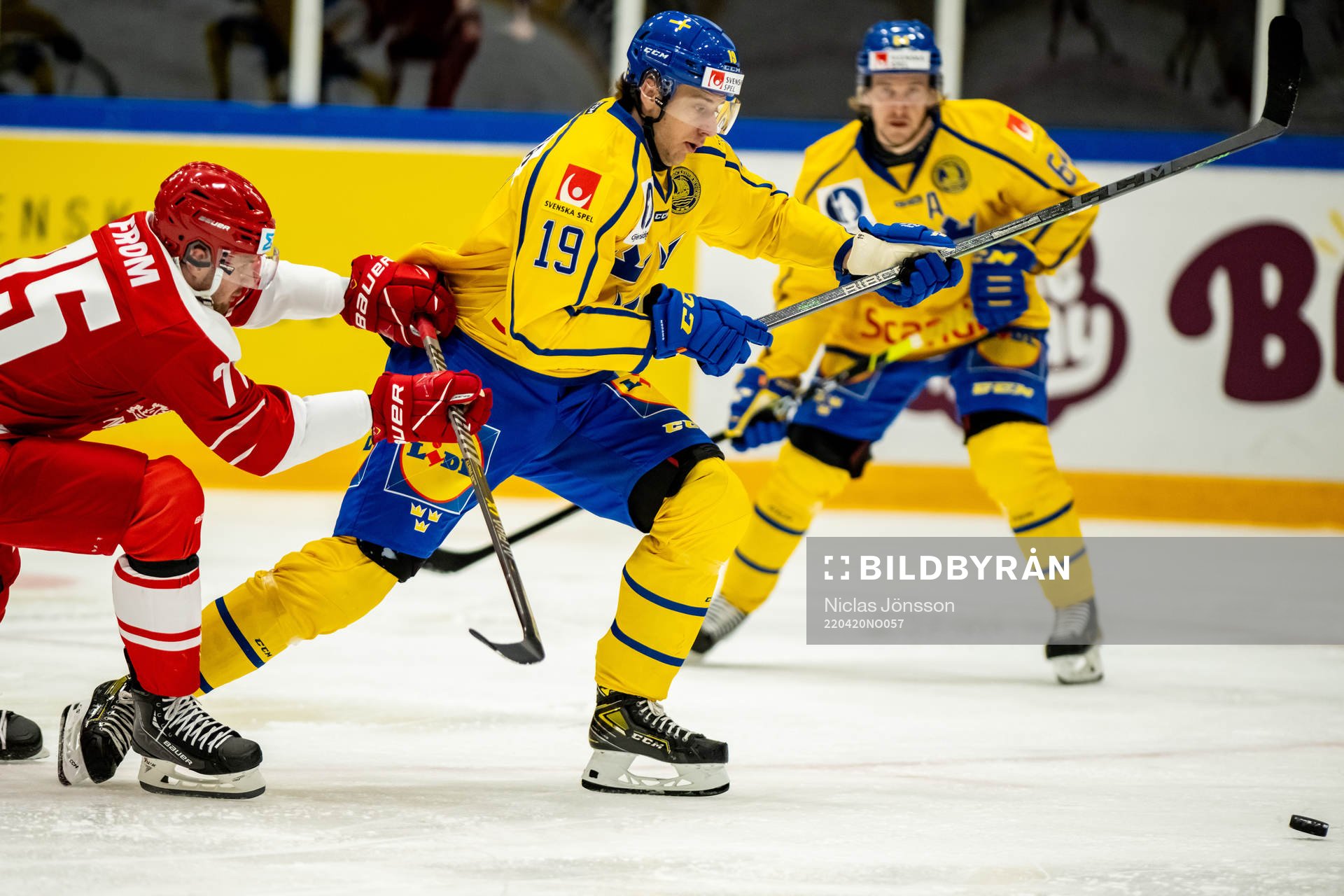 Mathias From of Denmark and Filip Roos of Sweden
