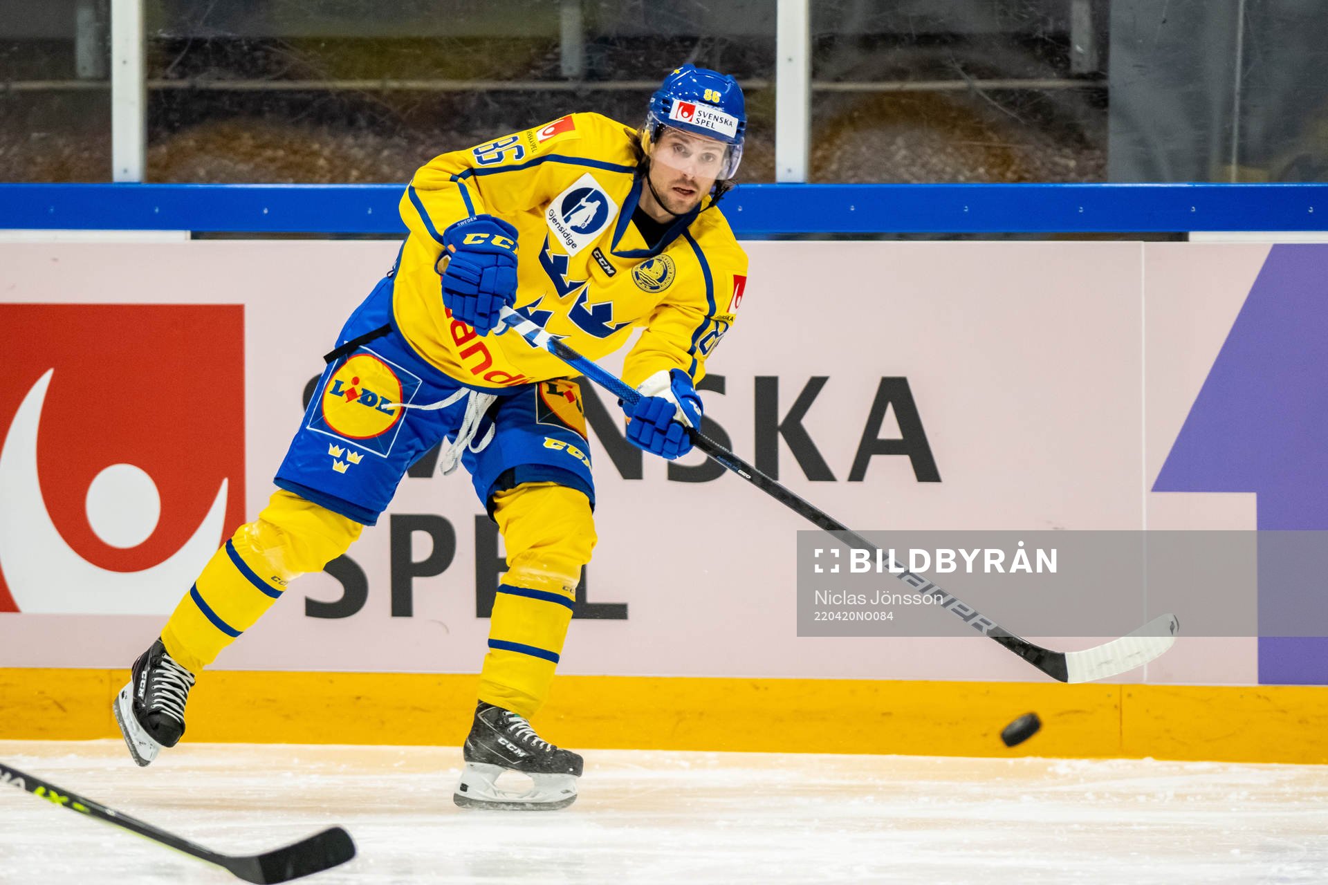 Mathias Bromé of Sweden