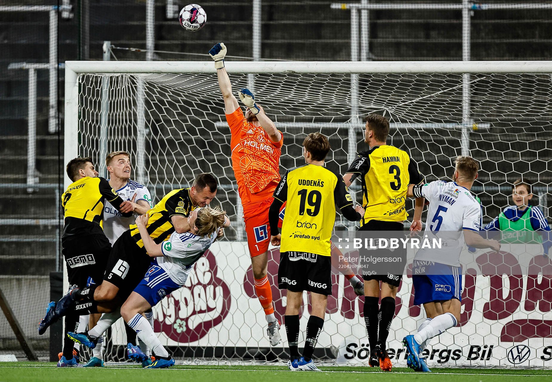Räddning av IFK Norrköpings målvakt Oscar Jansson