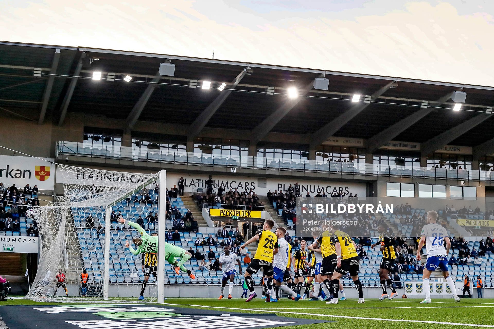 Mål 1-1 av IFK Norrköpings Jacob Ortmark förbi Häckens