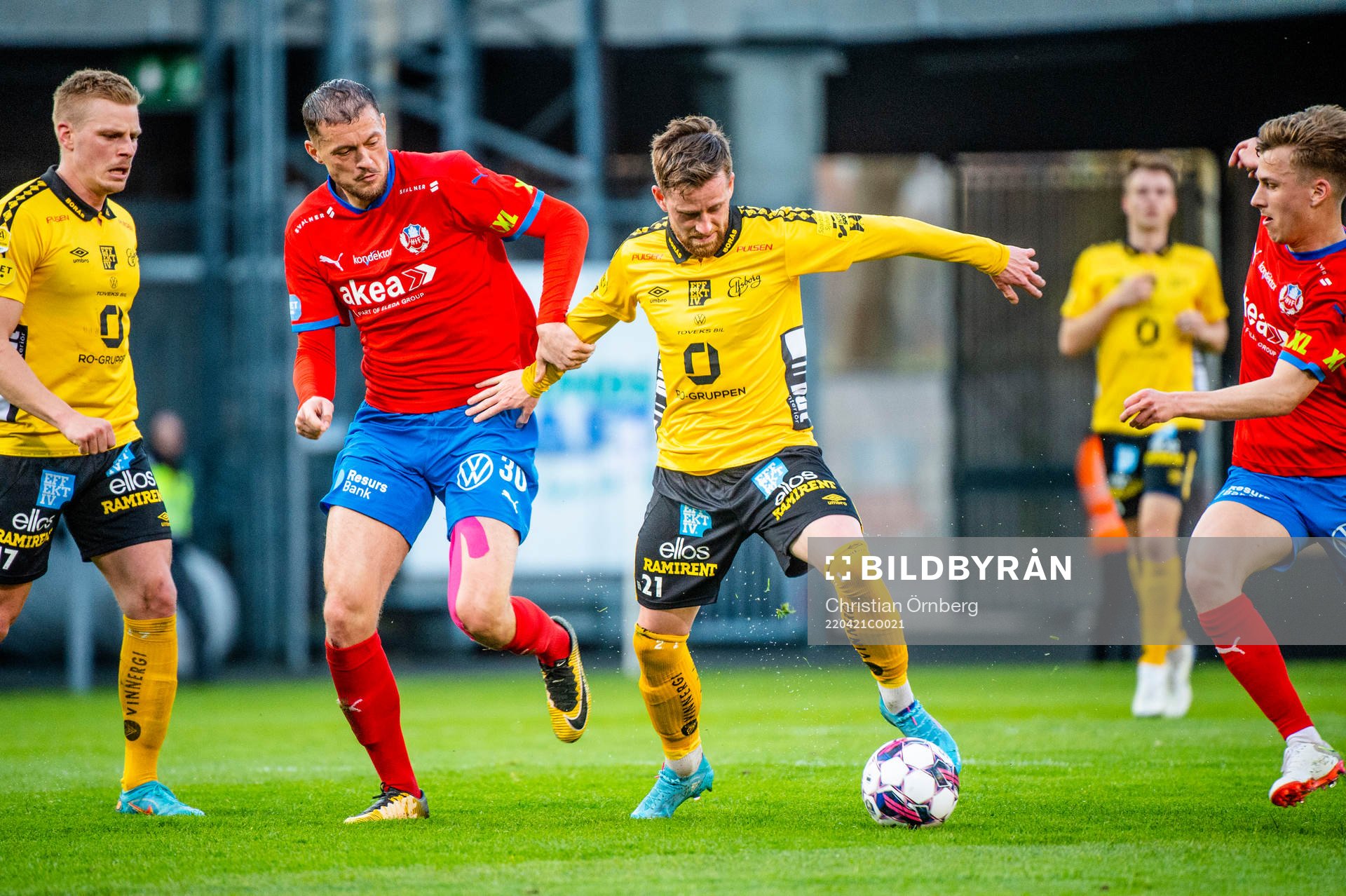 Helsingborgs Albert Ejupi mot Elfsborgs Rasmus Alm