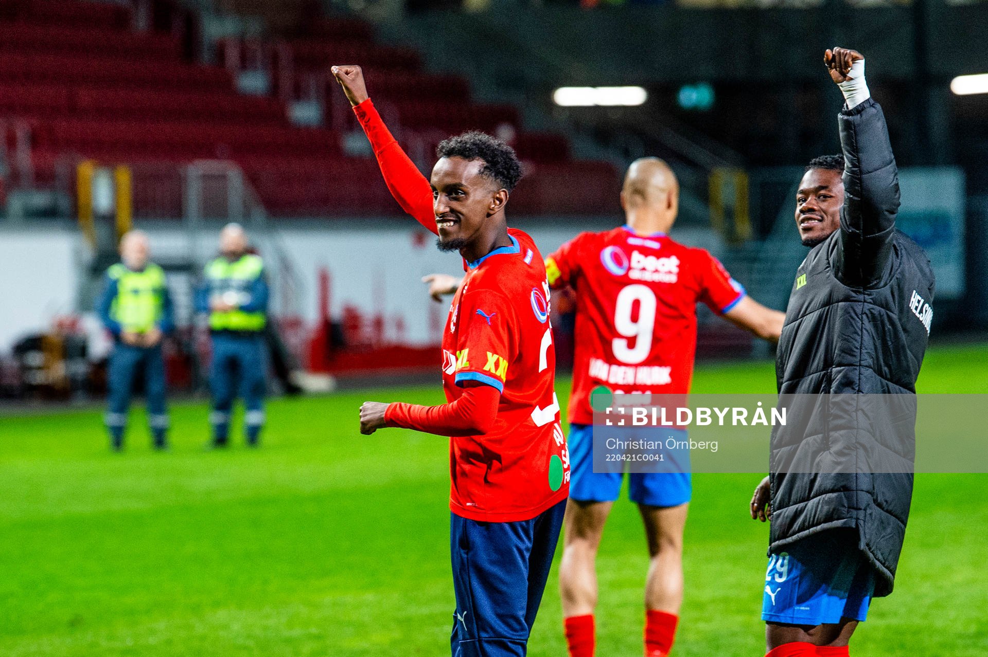 Helsingborgs Taha Ali och Joseph Amoako jublar med