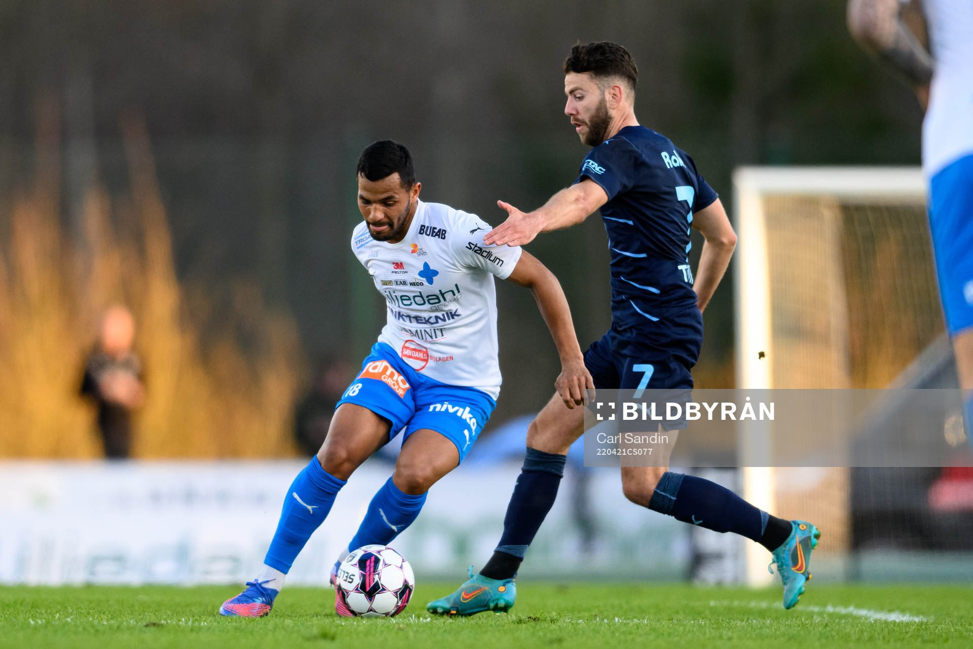 Värnamos Wenderson Oliveira do Nascimento och Malmö FFs