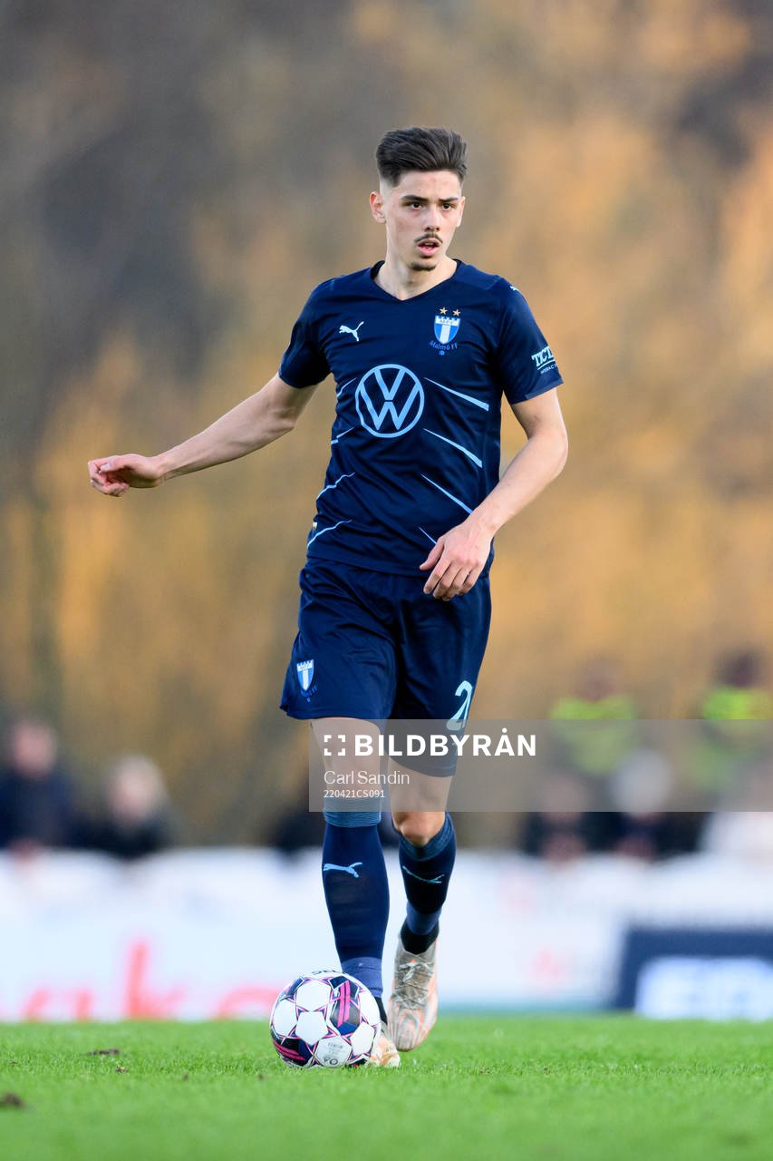 Malmö FFs Dennis Hadzikadunic