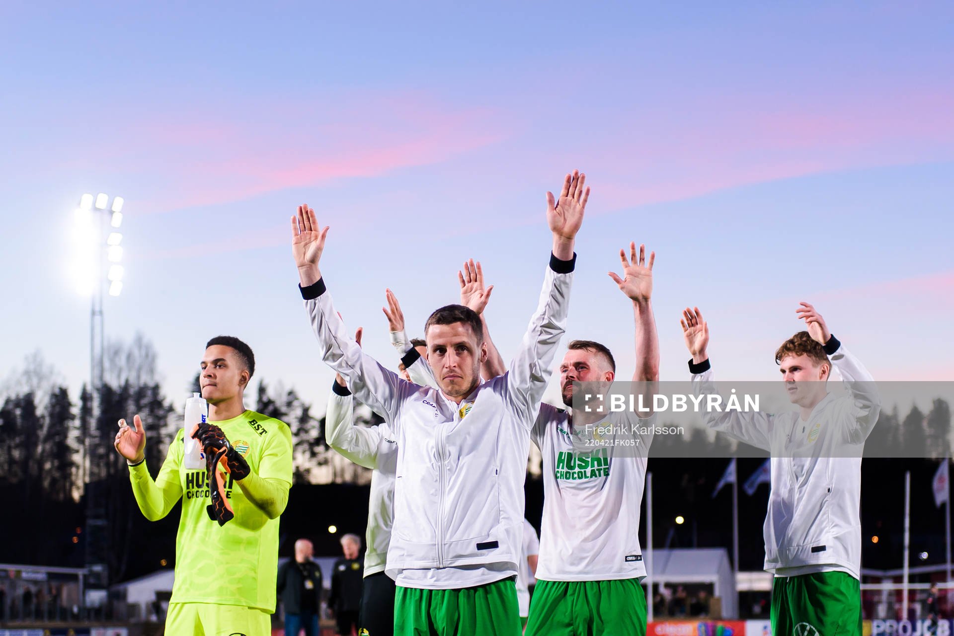 Hammarbys spelare jublar