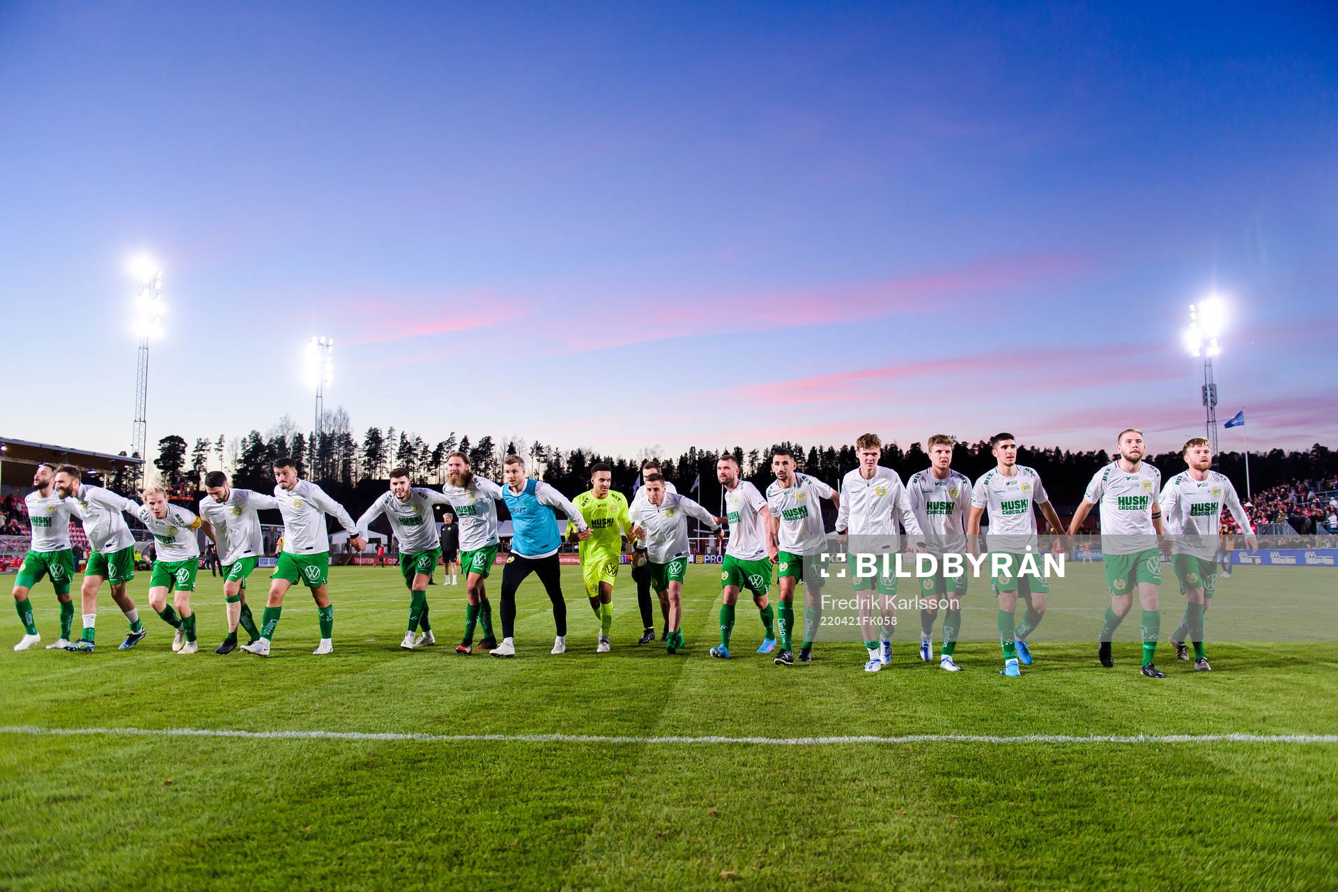 Hammarbys spelare jublar
