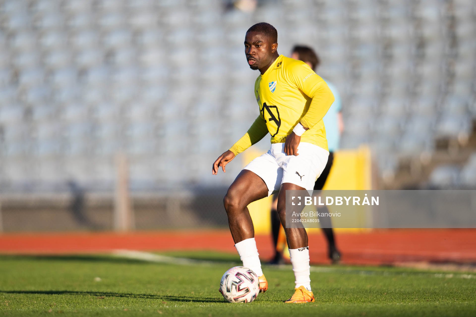 IFK Malmös Kofi Yeboah Addae under fotbollsmatchen i Ettan södra mellan IFK Malmö och BK Olympic den 22 april 2022 i Malmö. 