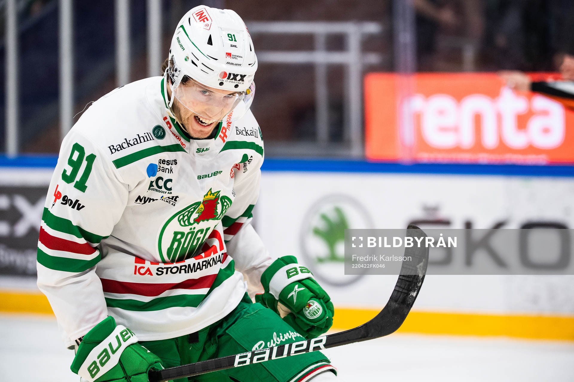 Rögles Adam Tambellini jublar