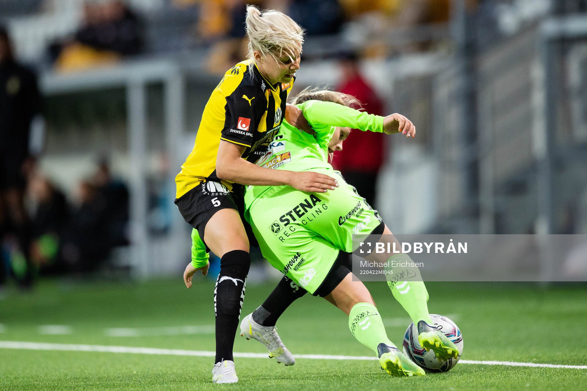 Häckens Lotta Öqvist och Kristianstads Maja Bodin