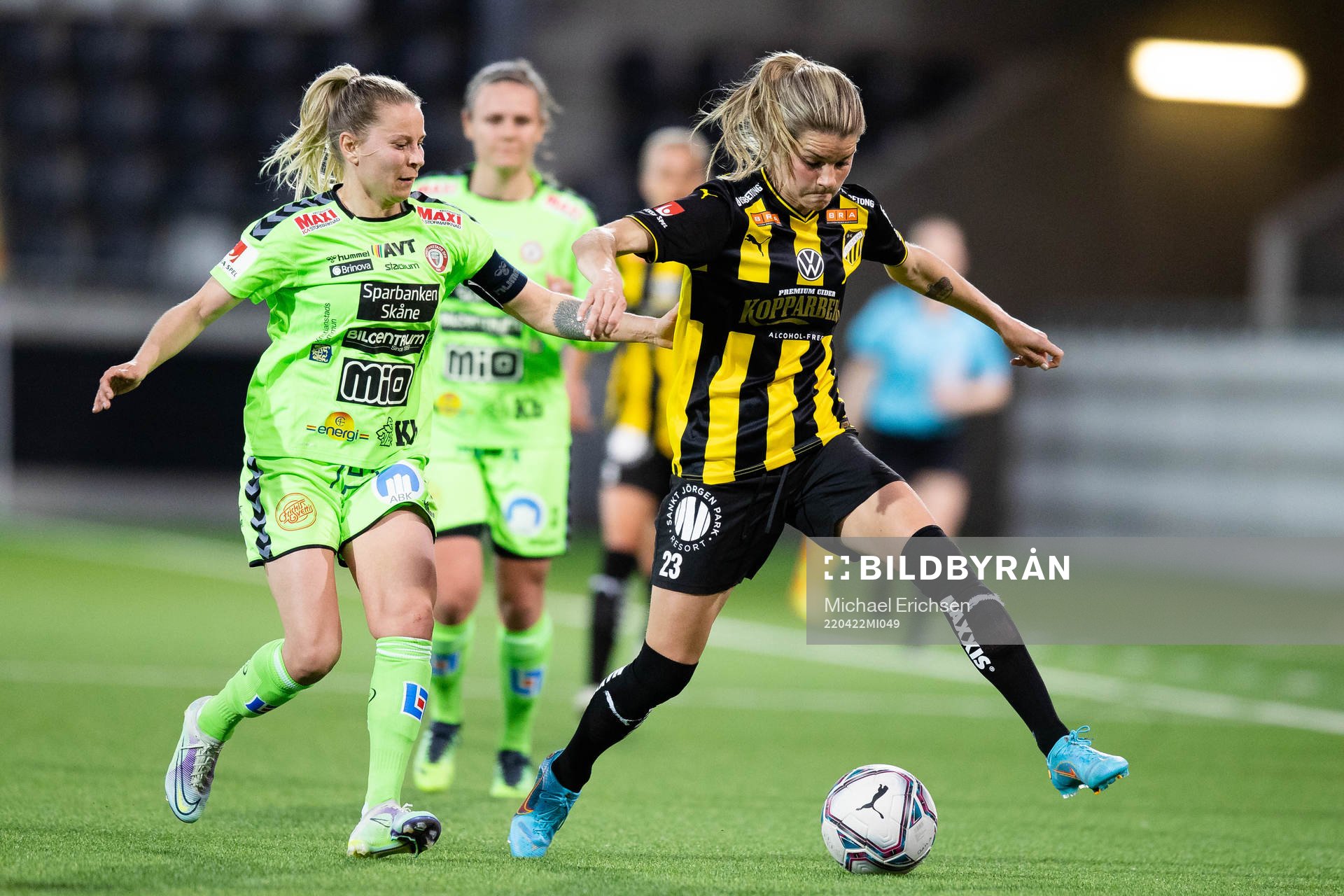 Kristianstads Emmi Alanen och Häckens Andrine Stolsmo