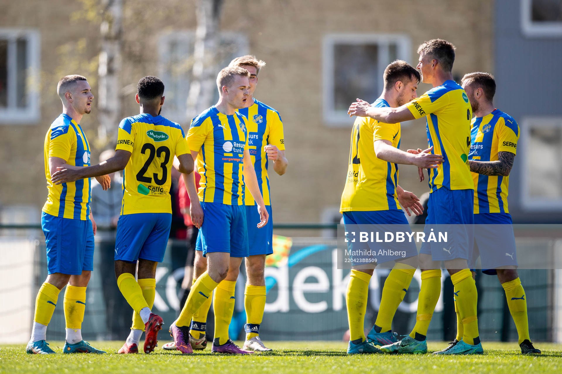 Eskilsminnes Filip Lundeberg jublar
