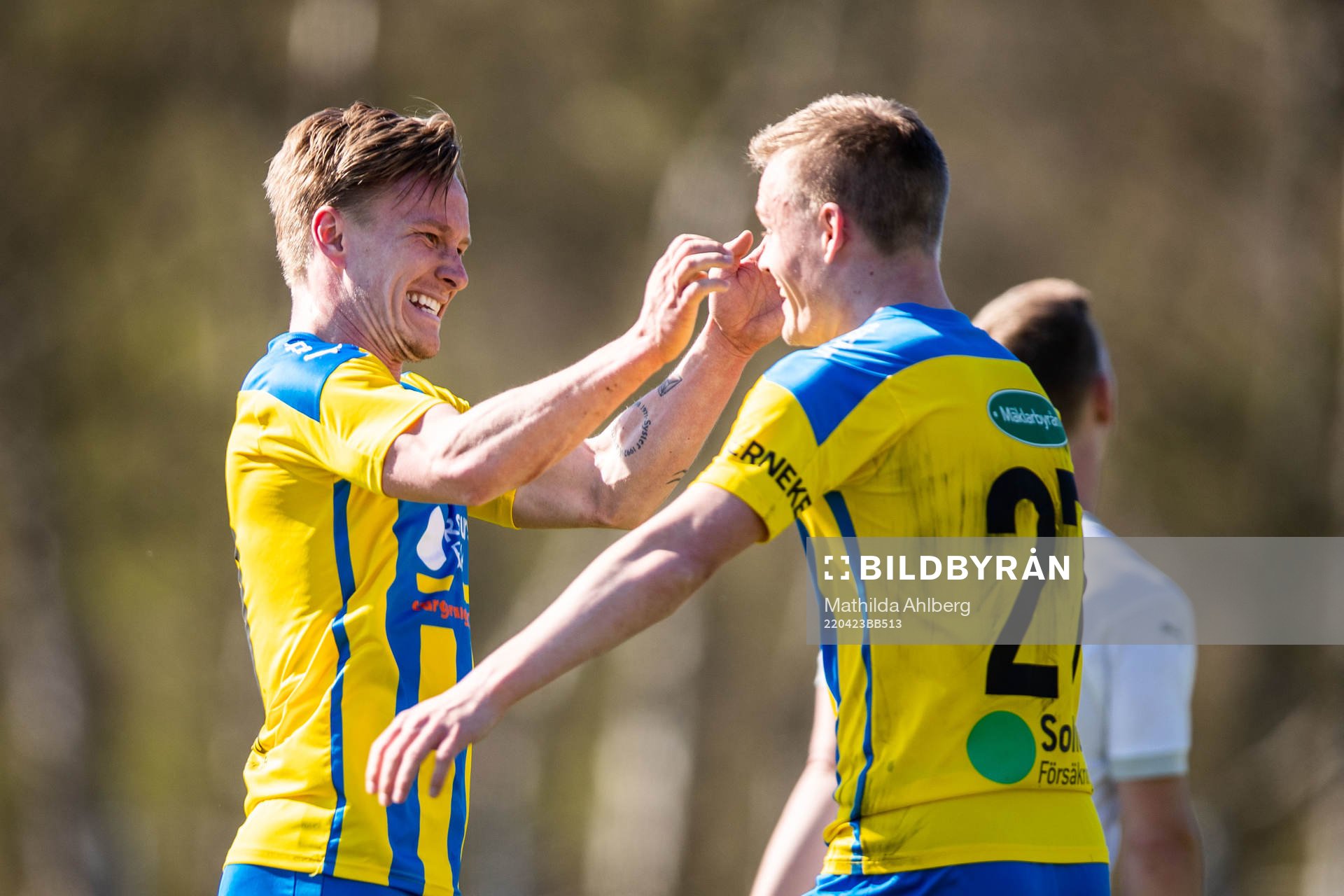 Eskilsminnes Alexander Engholm och Filip Lundeberg jublar