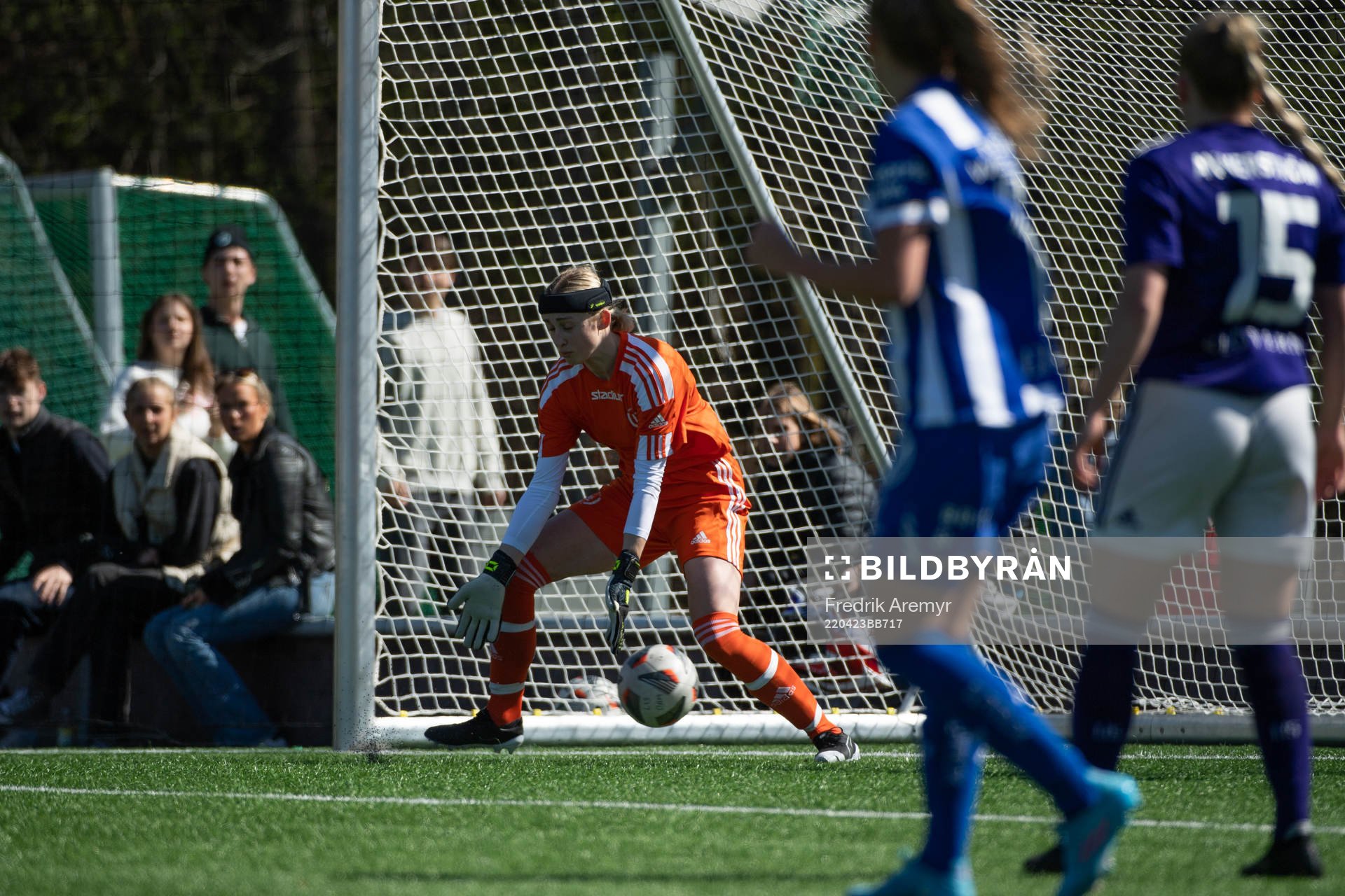 Lerums Målvakt Clara Andersson släpper in 0-2