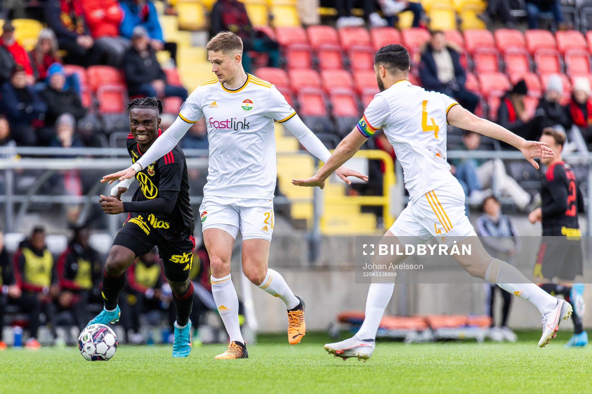 Östersunds Jordan Attah Kadiri och Dalkurds Sigitas
