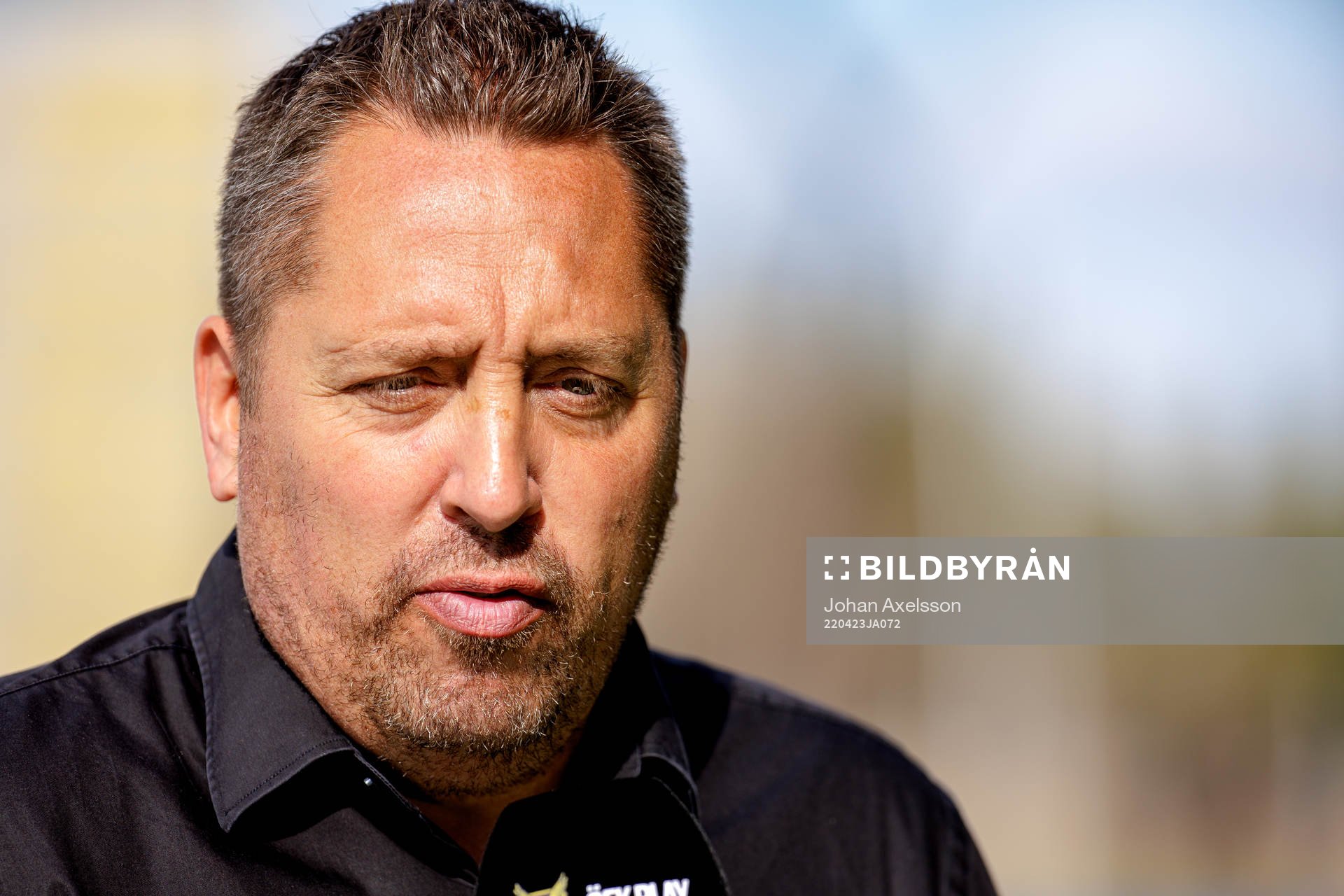 Östersunds tränare Magnus Powell under presskonferensen efter fotbollsmatchen i Superettan mellan Östersund och Dalkurd den 23 april 2022 i Östersund.