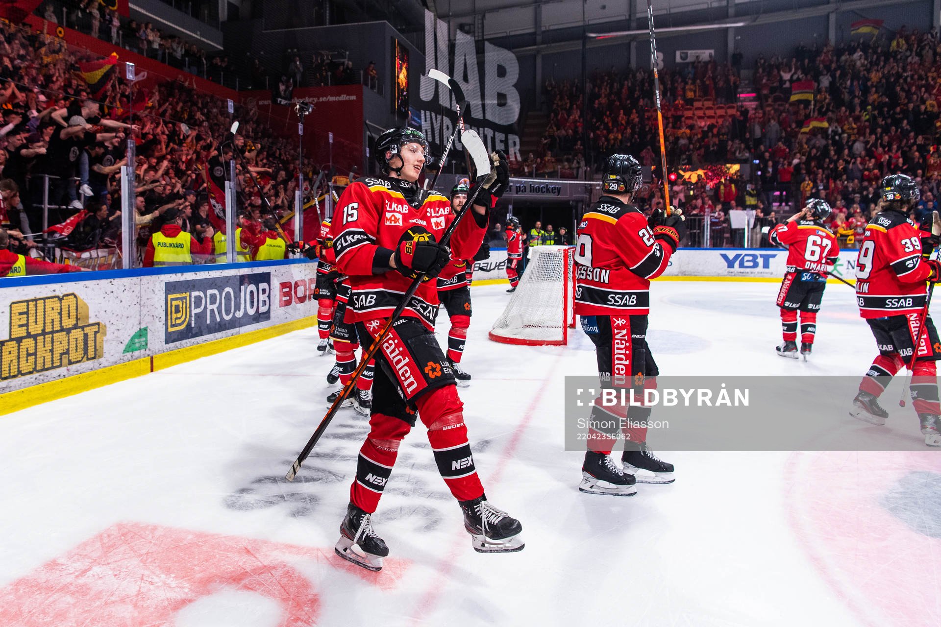 Luleås Carl Mattsson jublar