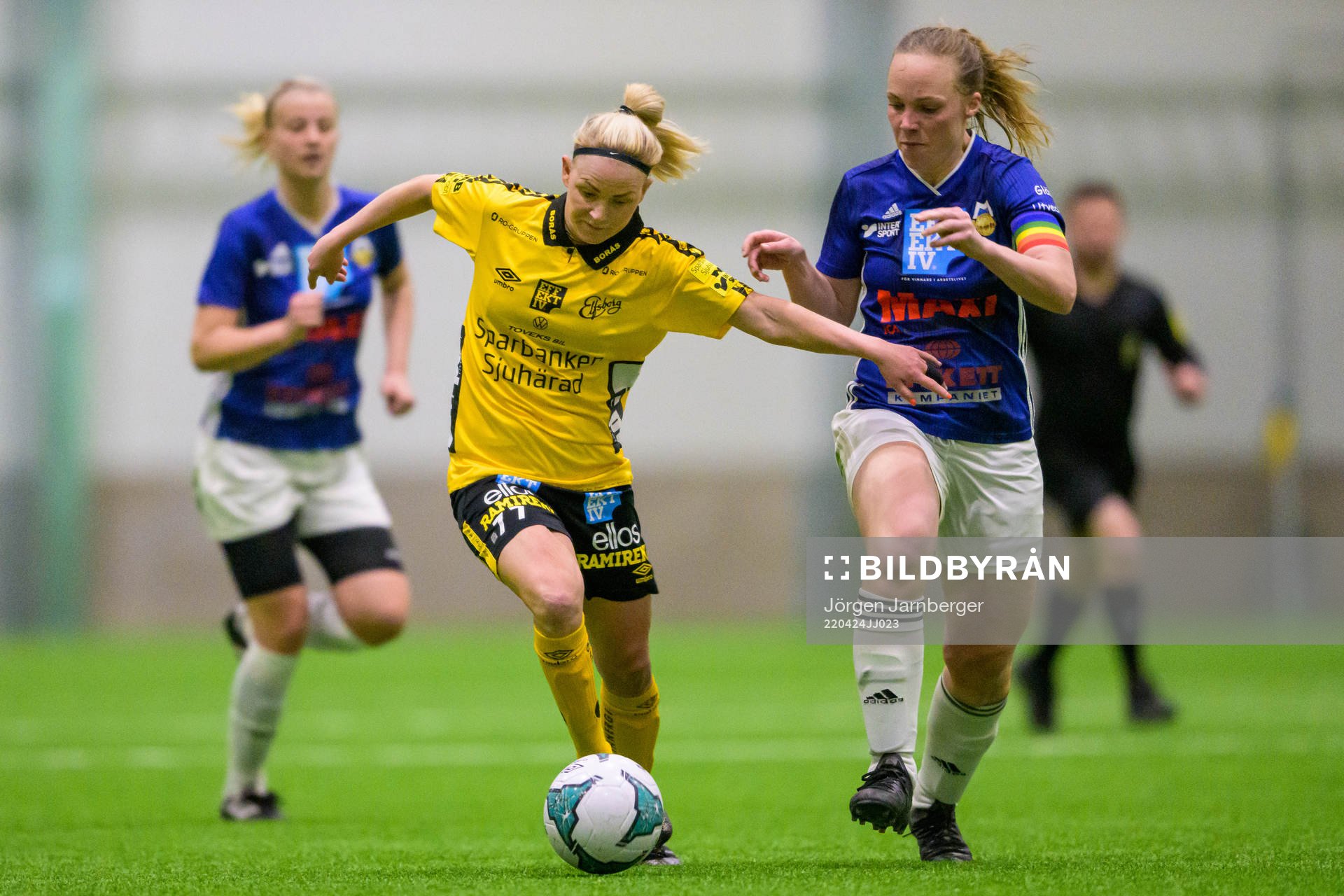 Elfsborgs Sara Jardving och Mariedals Sandra Gunnarsson
