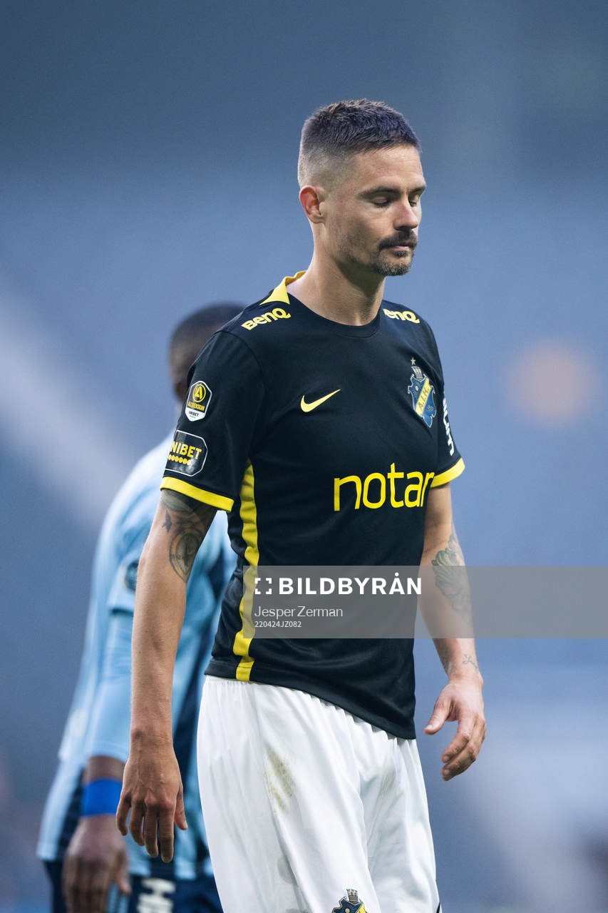 s Mikael Lustig deppar