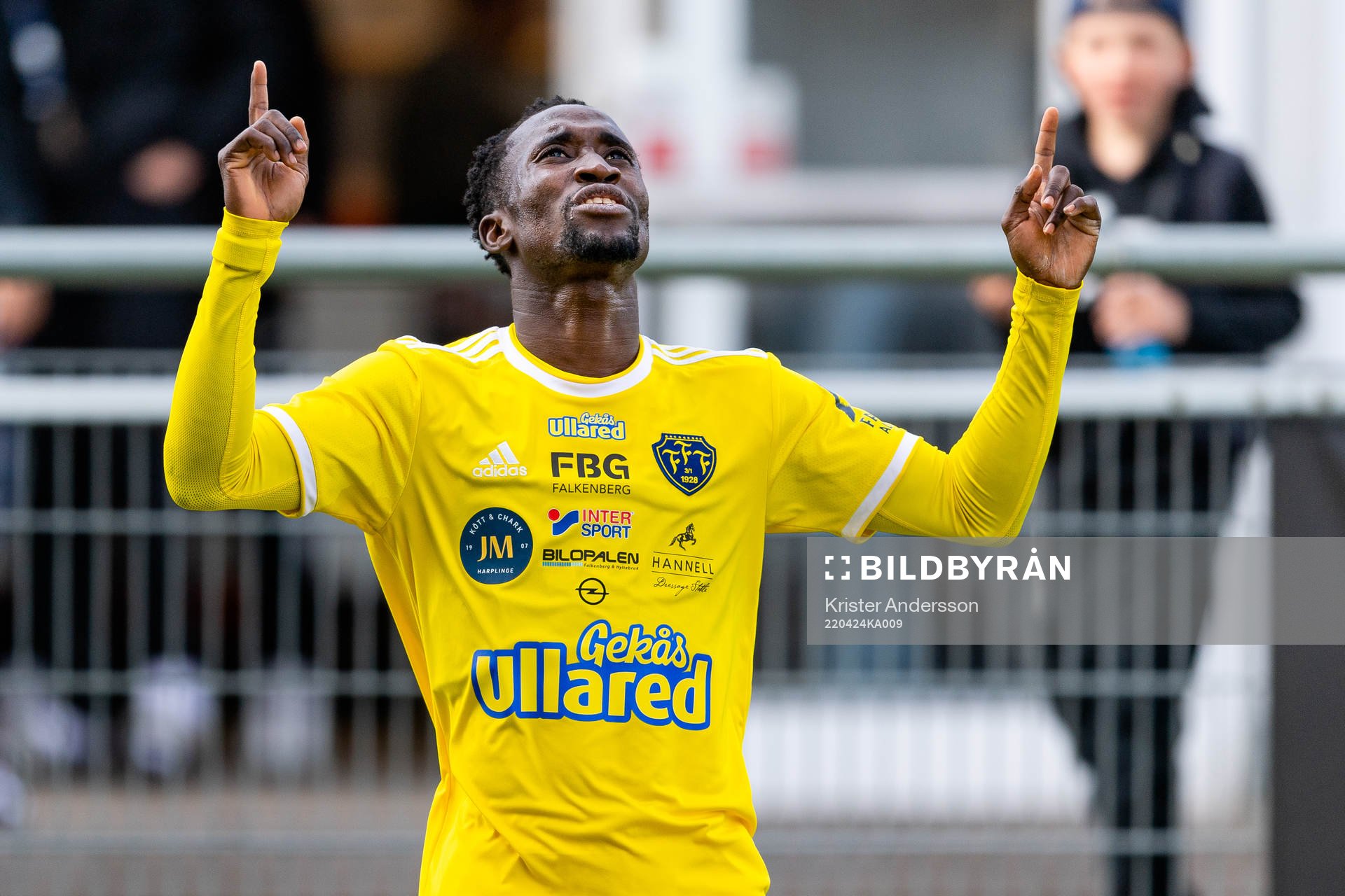 Falkenbergs Godwin Aguda jublar