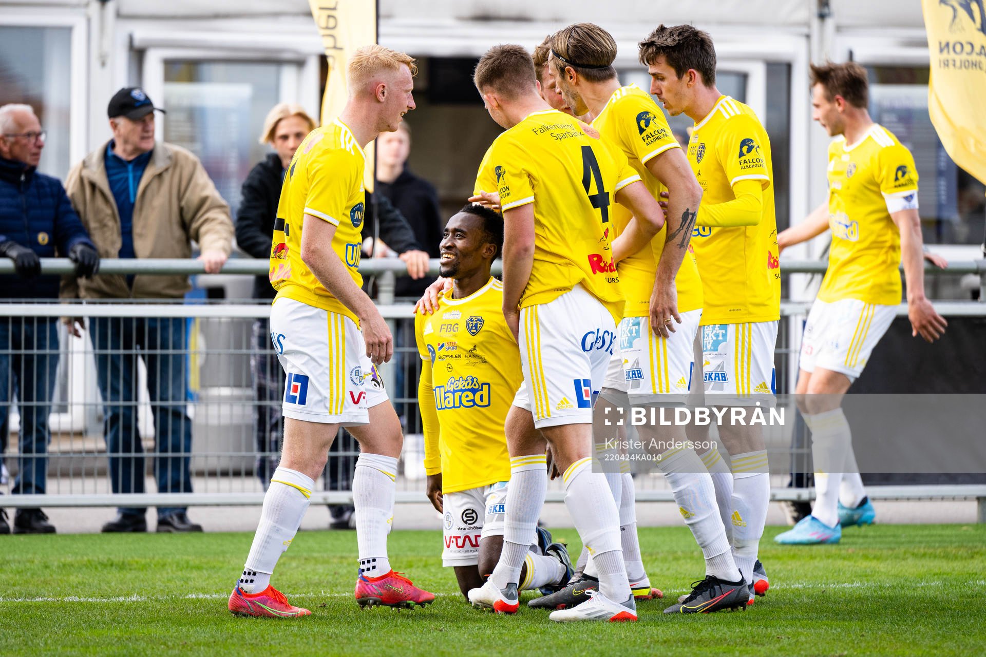 Falkenbergs Godwin Aguda jublar