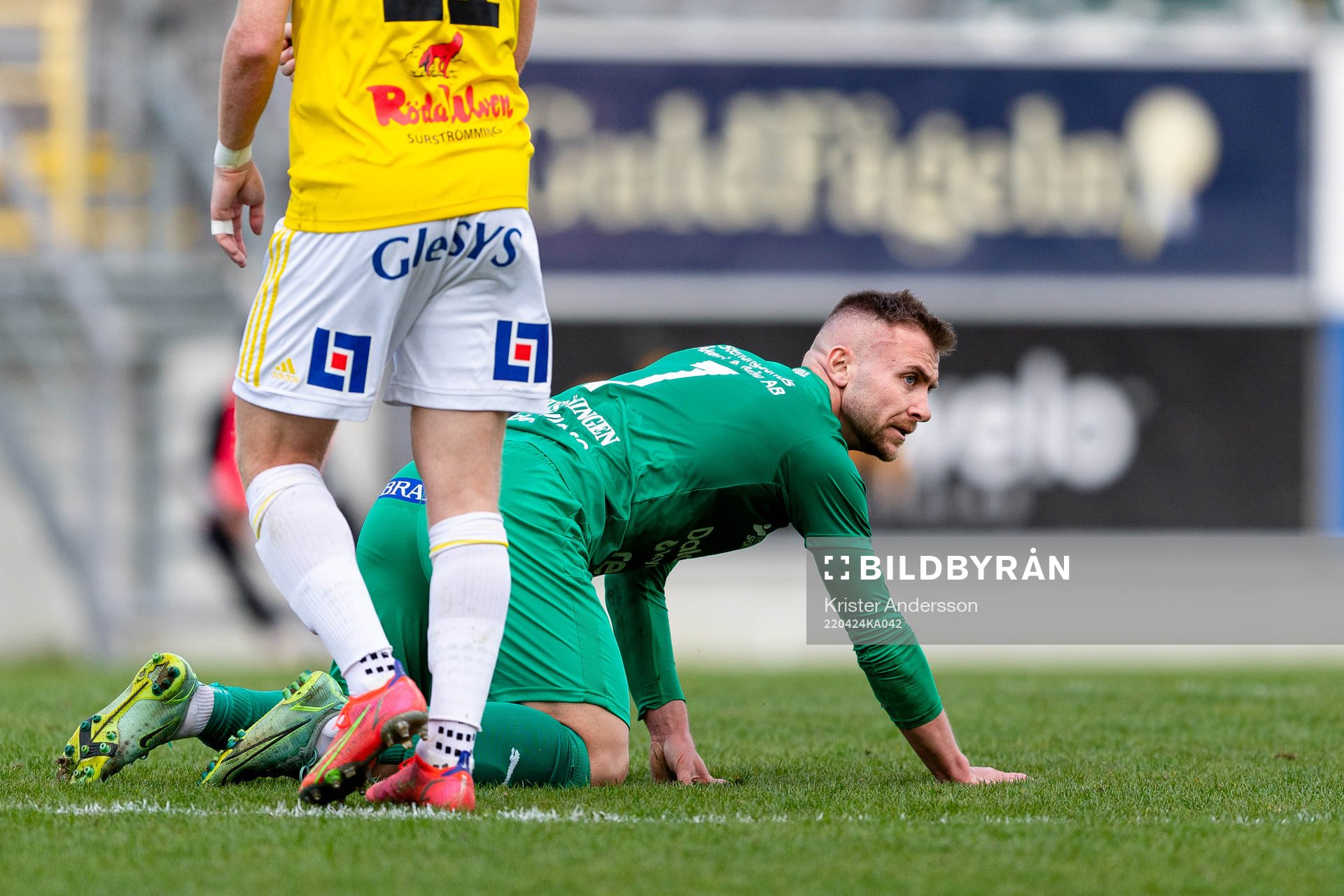 Ljungskiles Arlind Kalaja deppar