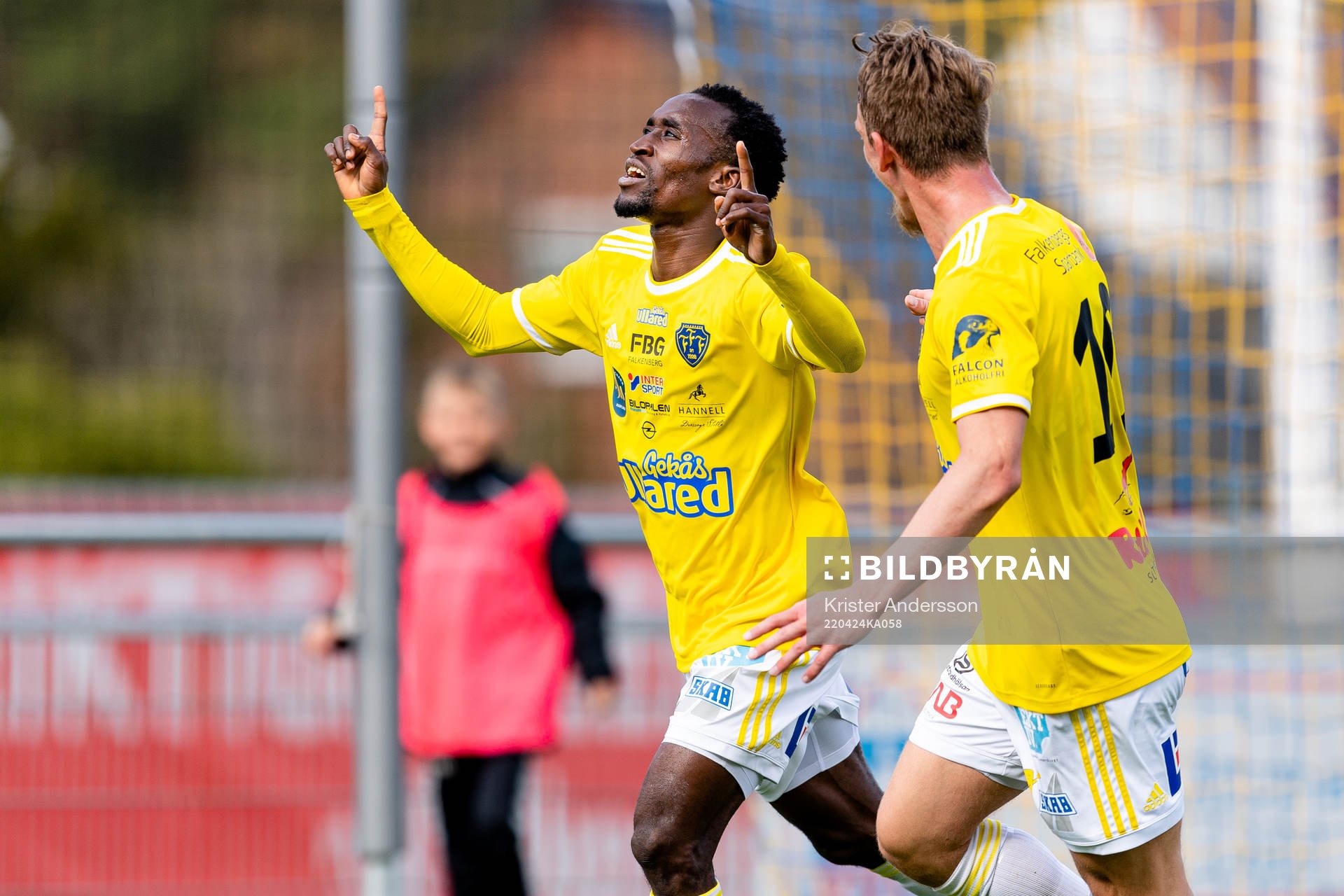 Falkenbergs Godwin Aguda jublar