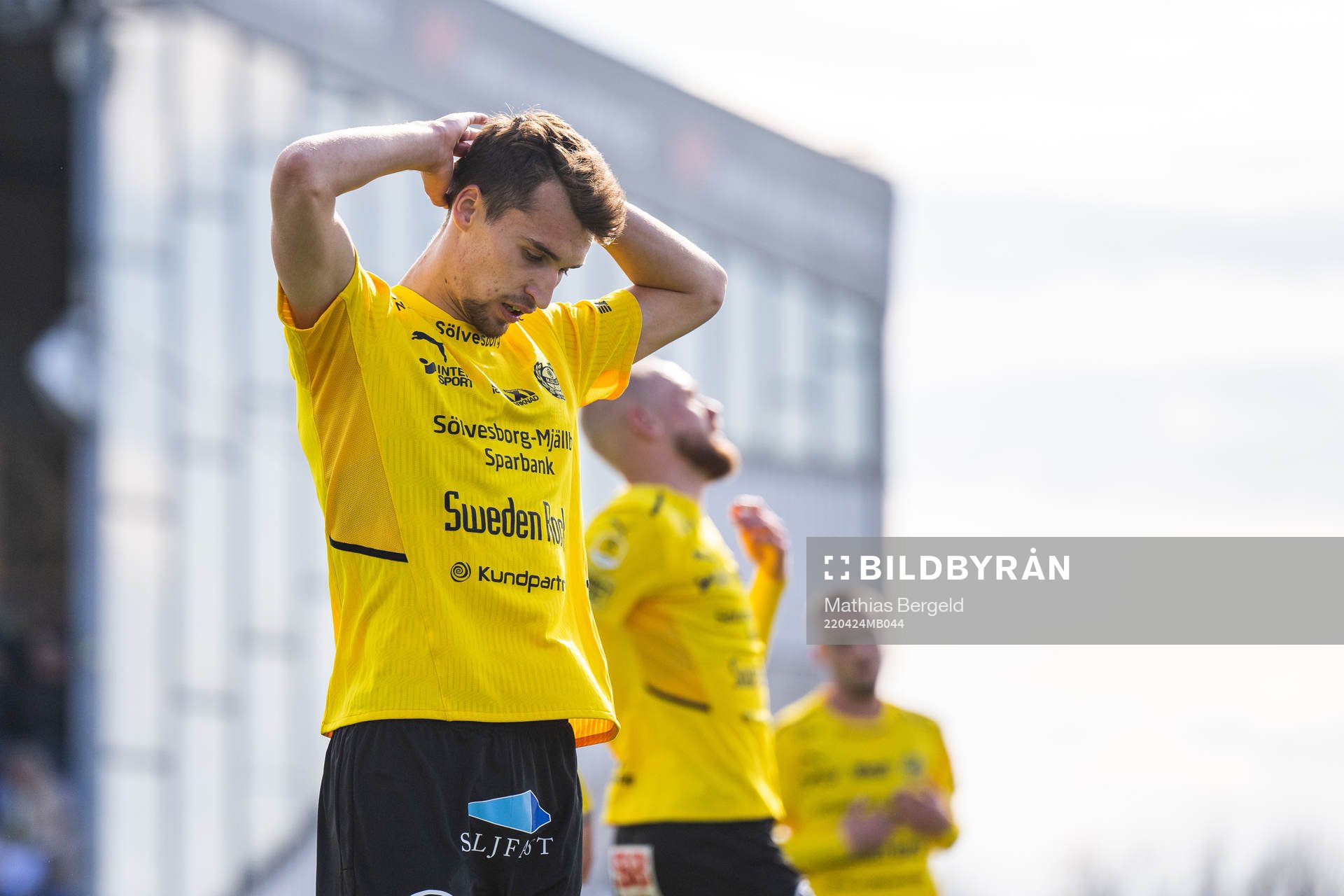 Mjällbys Rasmus Wiedesheim-Paul deppar