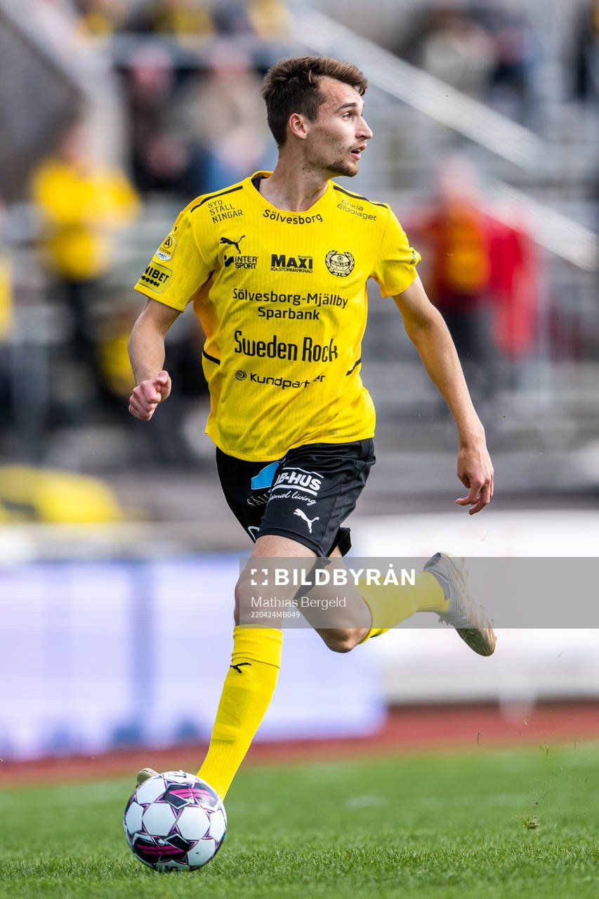 Mjällbys Rasmus Wiedesheim-Paul