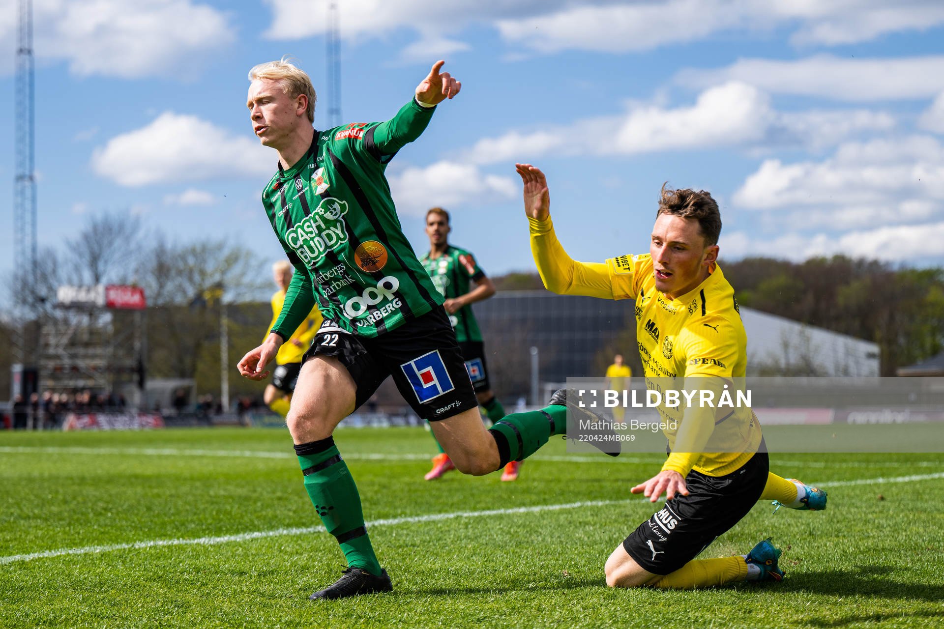 Varbergs André Boman och Mjällbys Noah Persson